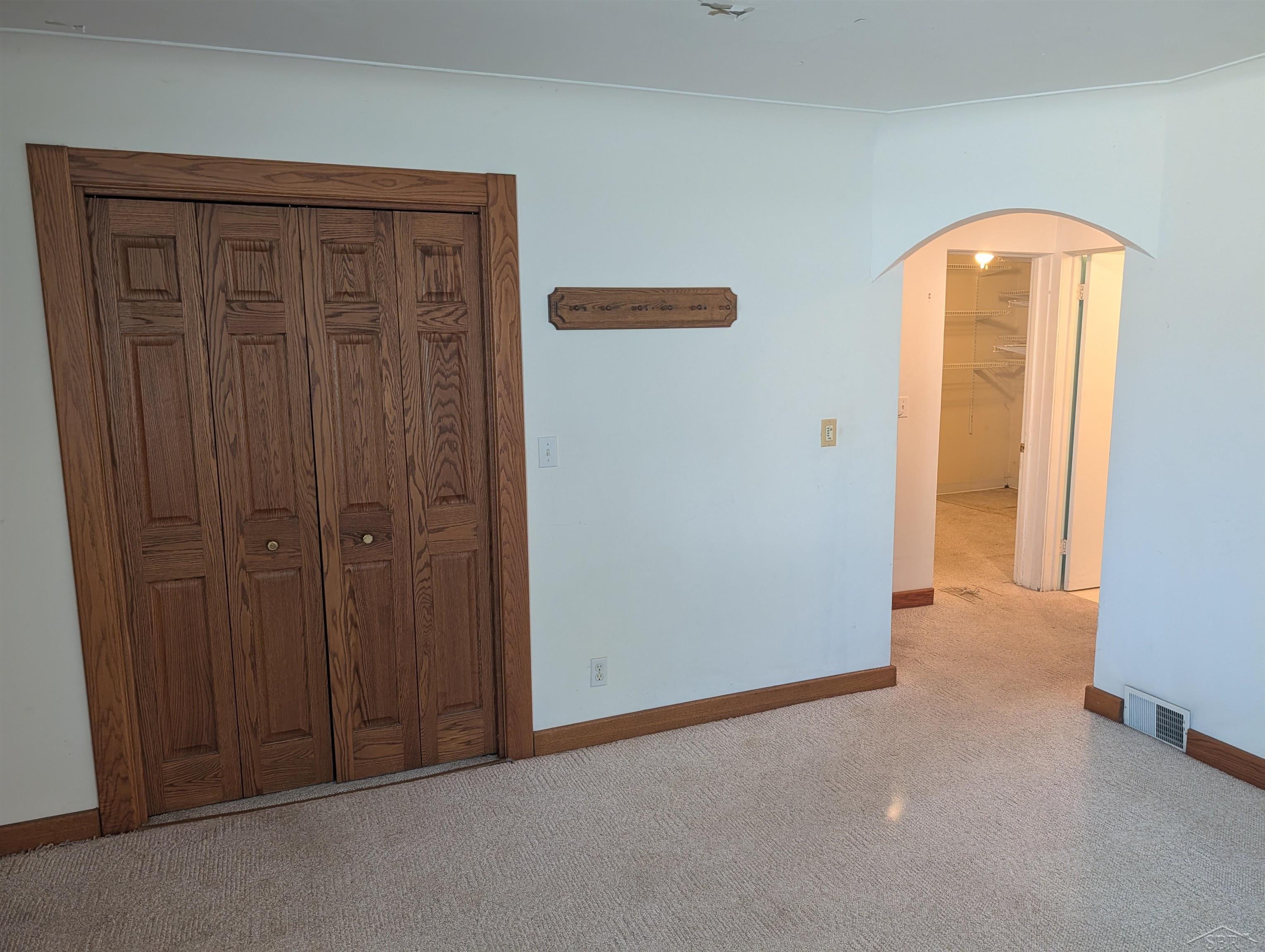 Photo 4 of Single family home for sale at 815 B St, Saginaw, MI 48602 | MLS# 61050223328 | Listing updated on 2026-10-05