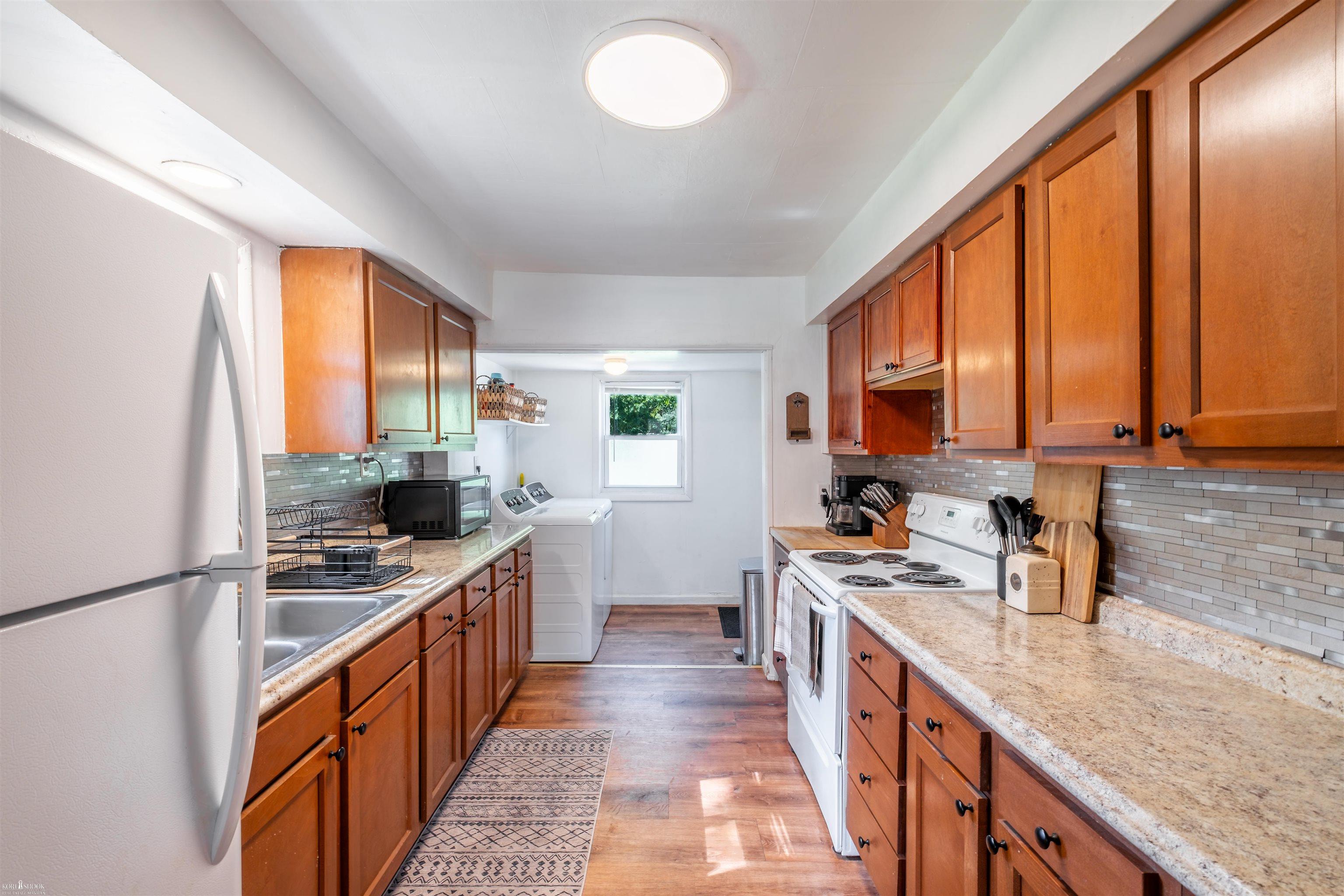 Photo 3 of Single family home for sale at 628 Aiken St, Owosso, MI 48867 | MLS# 5050223364 | Listing updated on 2026-10-02