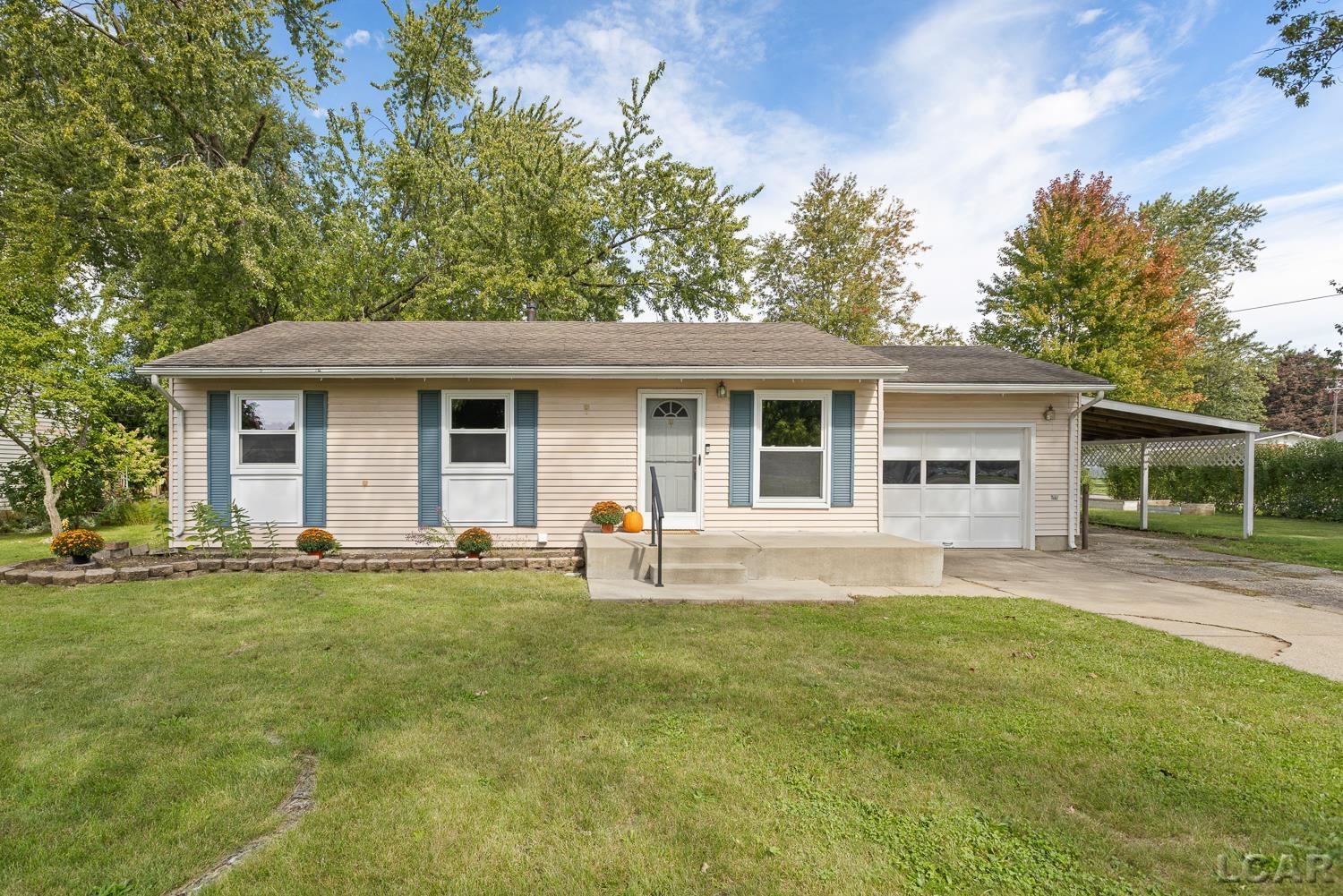 Single family home for sale at 1103 W Pottawatamie St, Tecumseh, MI 49286 | MLS# 56050223367