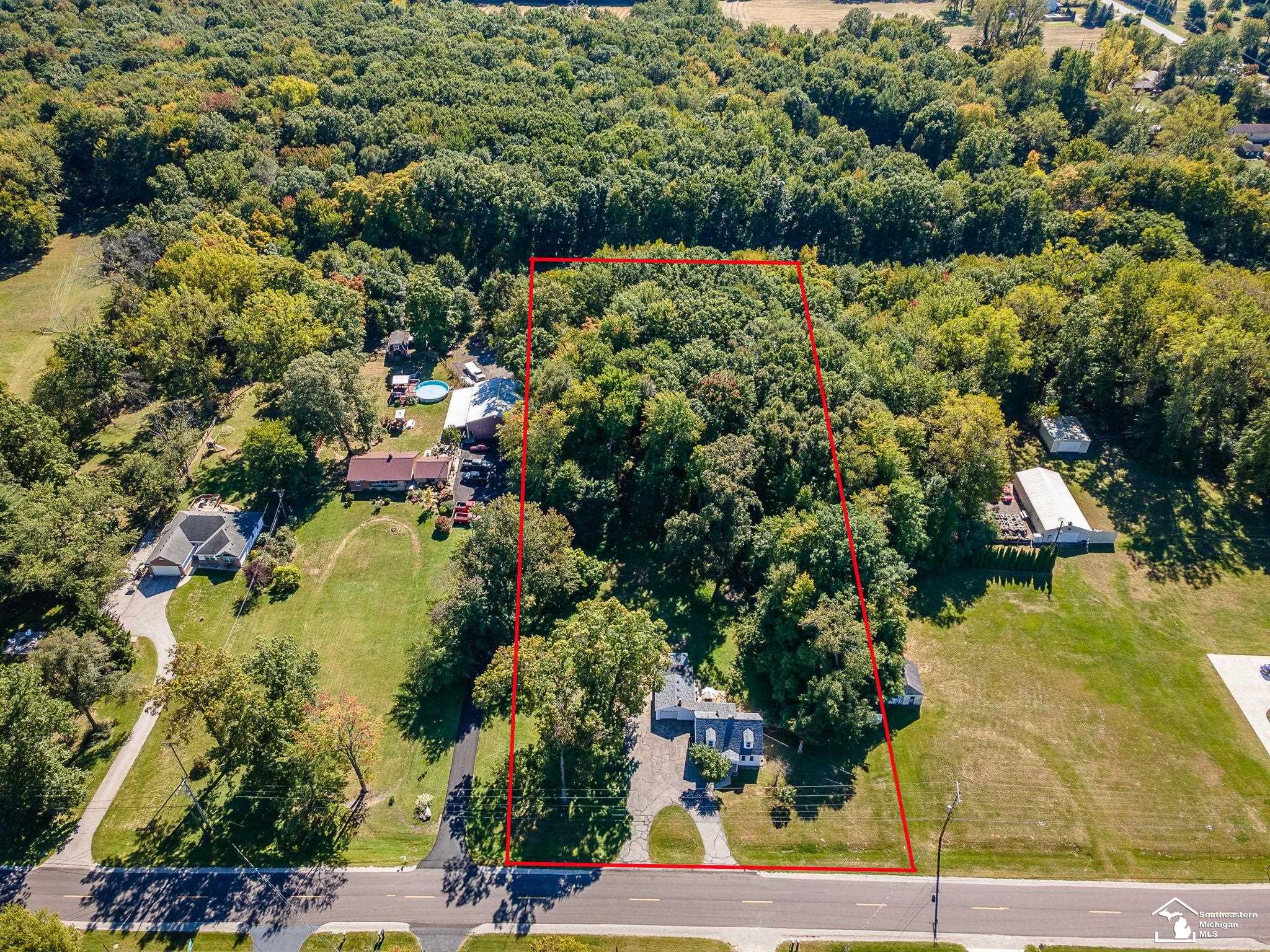 Photo 3 of Single family home for sale at 3193 W Temperance Rd, Temperance, MI 48182 | MLS# 57050223368 | Listing updated on 2026-10-01