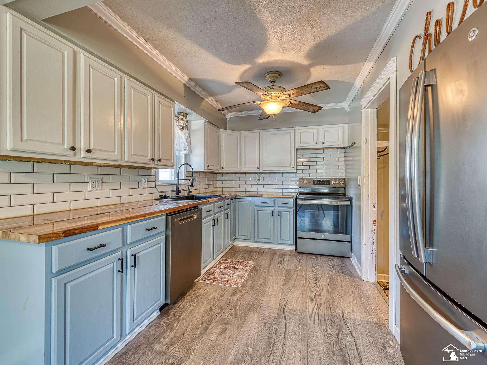 Photo 3 of Single family home for sale at 3193 W Temperance Rd, Temperance, MI 48182 | MLS# 57050223368 | Listing updated on 2026-10-01