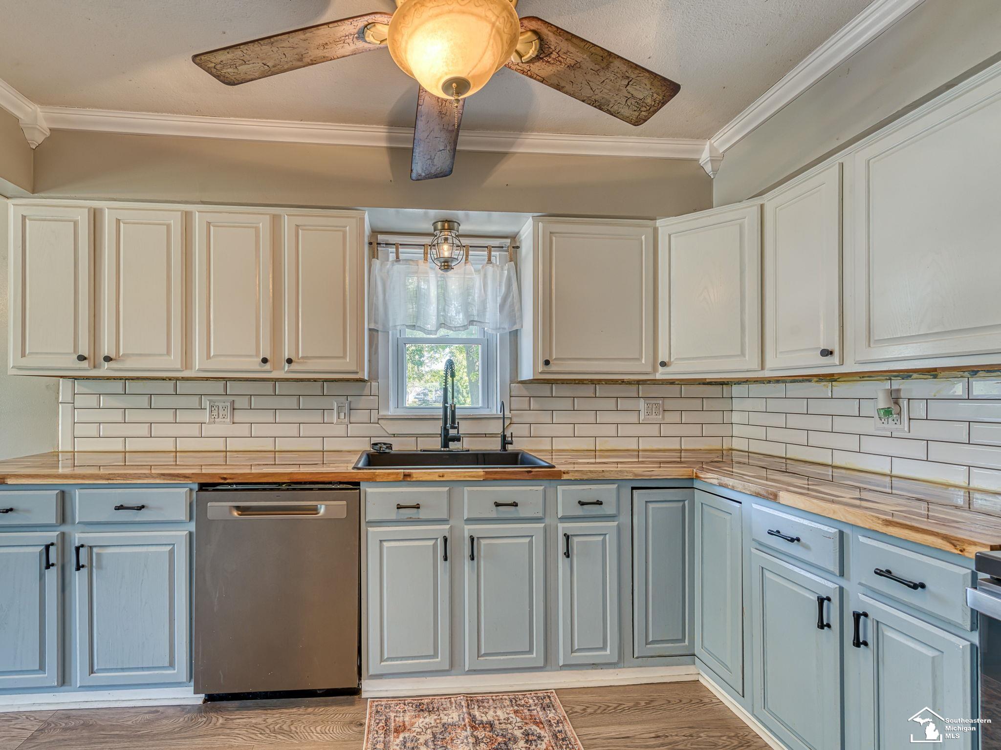 Photo 4 of Single family home for sale at 3193 W Temperance Rd, Temperance, MI 48182 | MLS# 57050223368 | Listing updated on 2026-10-01