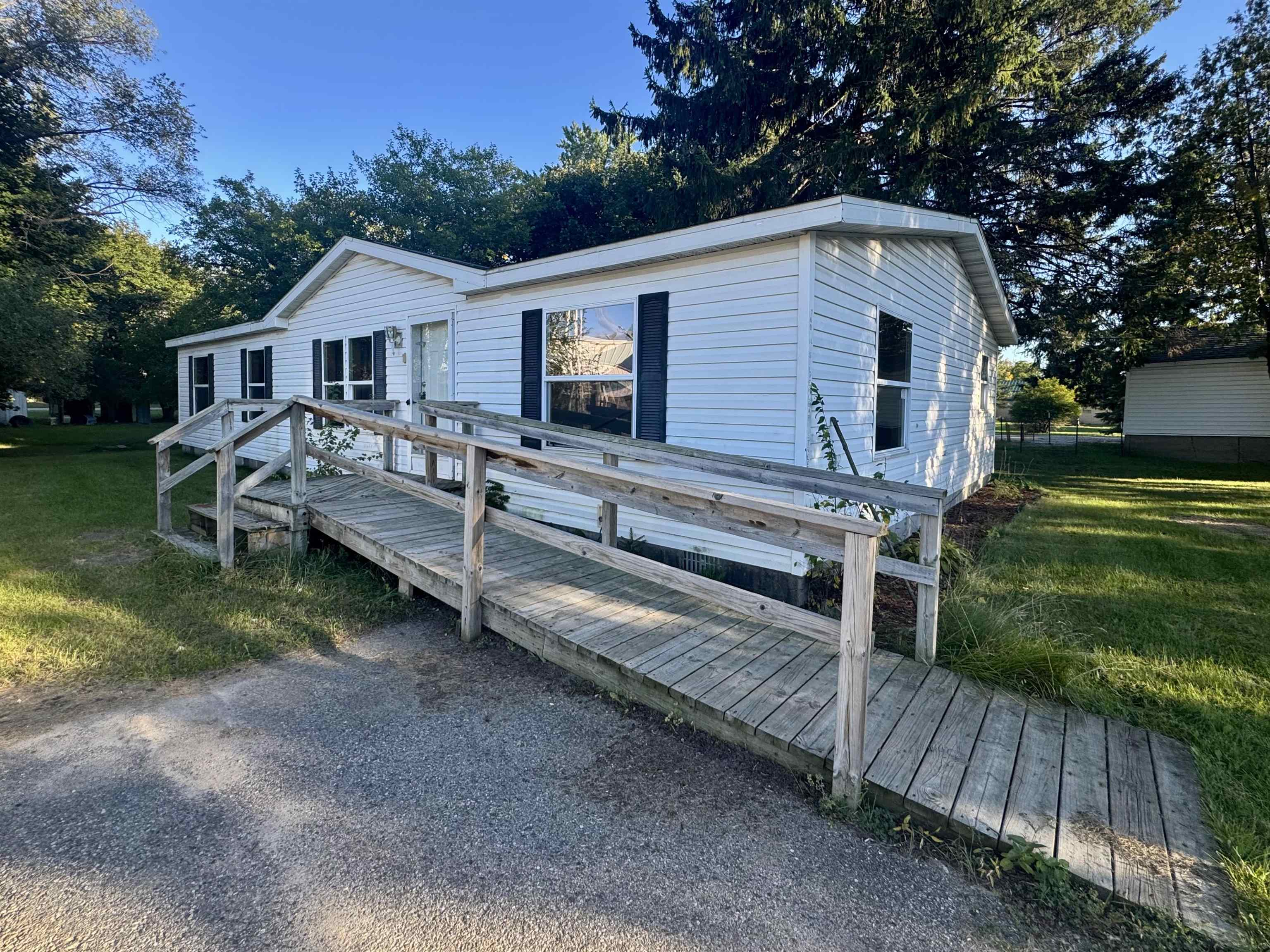 Photo 1 of Single family home for sale at 740 N Silverleaf St, Gladwin, MI 48624 | MLS# 50223371 | Listing updated on 2026-09-30