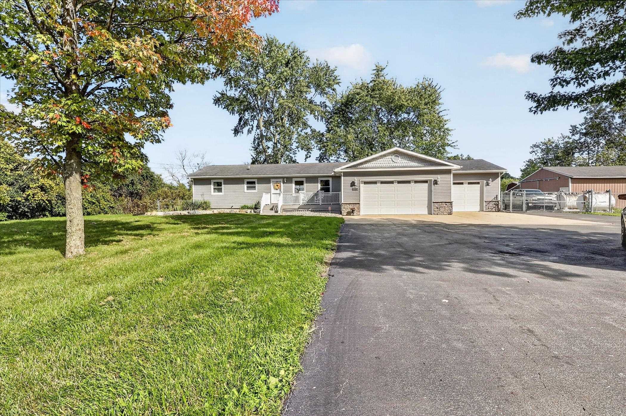 Photo 4 of Single family home for sale at 6460 N Jennings Rd, Mount Morris, MI 48458 | MLS# 5050223385 | Listing updated on 2026-10-05