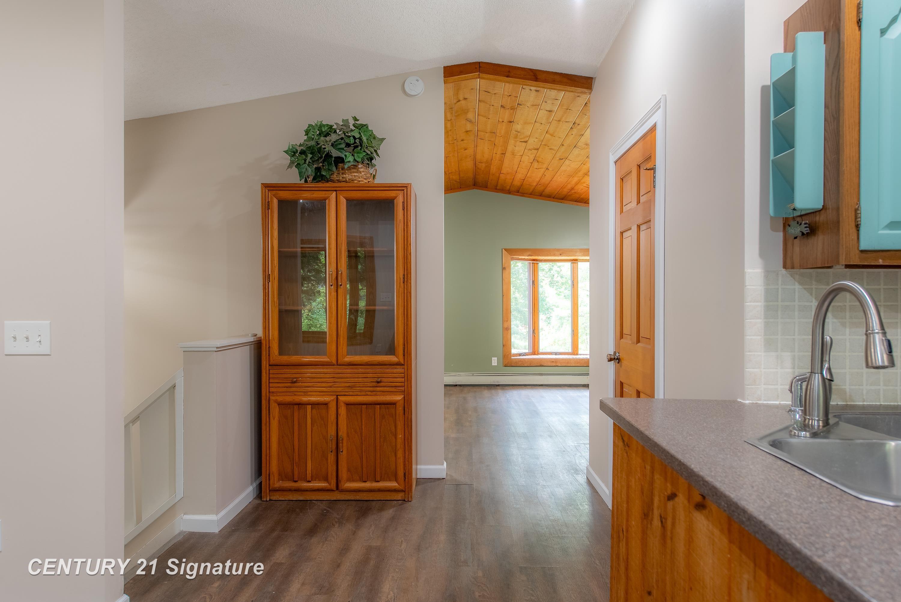 Photo 4 of Single family home for sale at 119 W Love Rd, Sanford, MI 48657 | MLS# 61050223393 | Listing updated on 2026-10-06