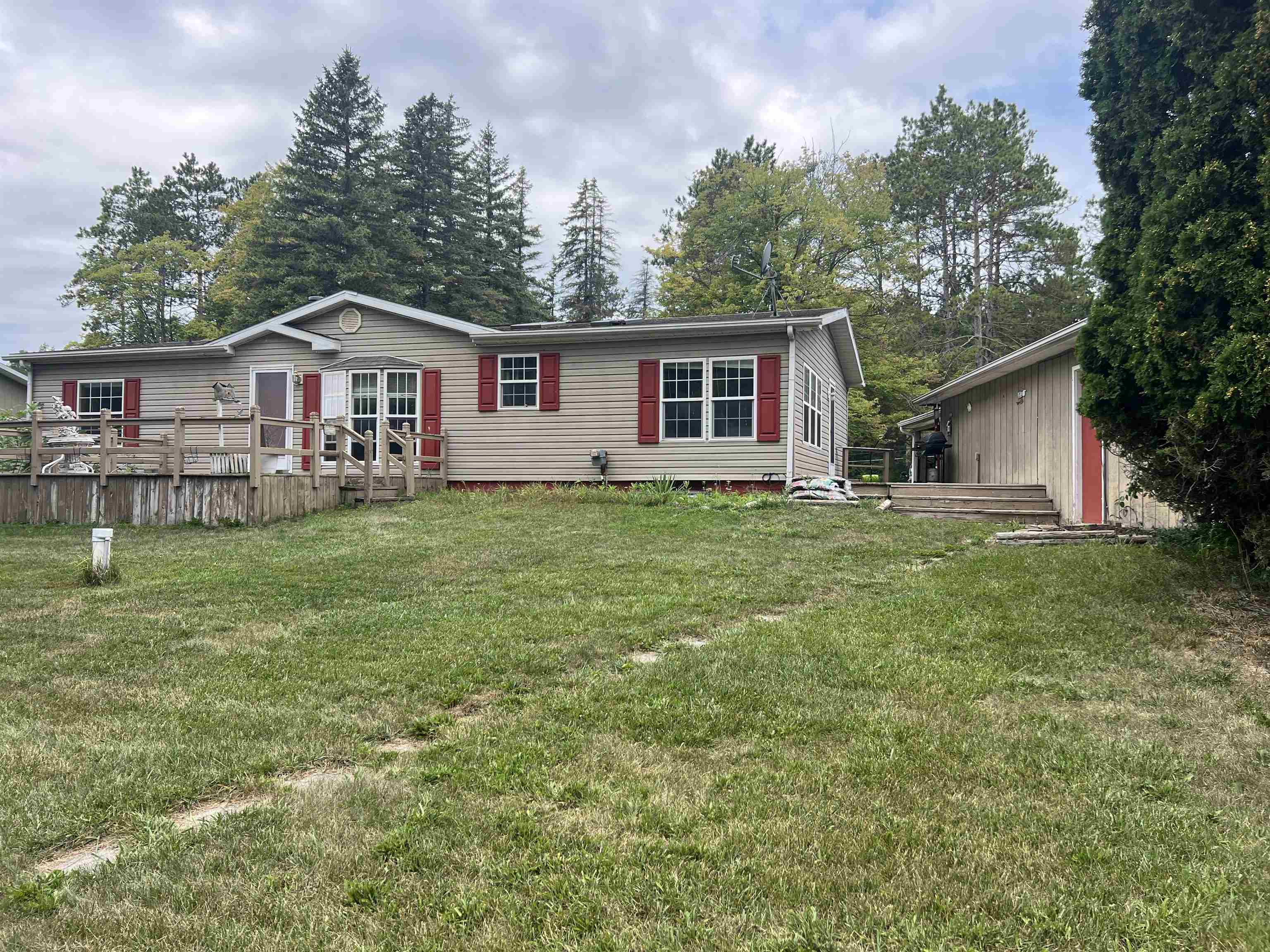 Photo 4 of Single family home for sale at 5141 S Pine St, Beaverton, MI 48612 | MLS# 50223408 | Listing updated on 2026-09-30
