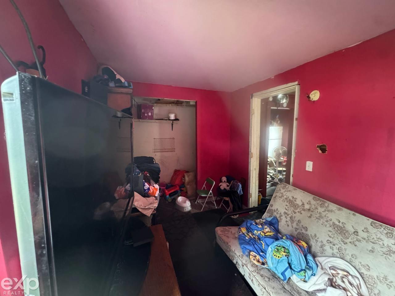 Photo 2 of Single family home for sale at 2006 Mershon St, Saginaw, MI 48602 | MLS# 58050223415 | Listing updated on 2026-09-30