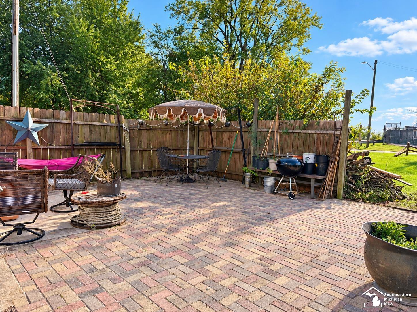 Photo 3 of Single family home for sale at 5665 Venice Rd, Newport, MI 48166 | MLS# 57050223420 | Listing updated on 2026-10-01