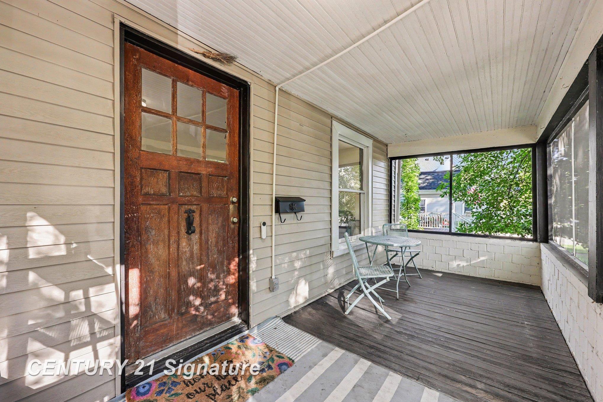 Photo 2 of Single family home for sale at 615 N Main St, Chelsea, MI 48118 | MLS# 61050223431 | Listing updated on 2026-10-05