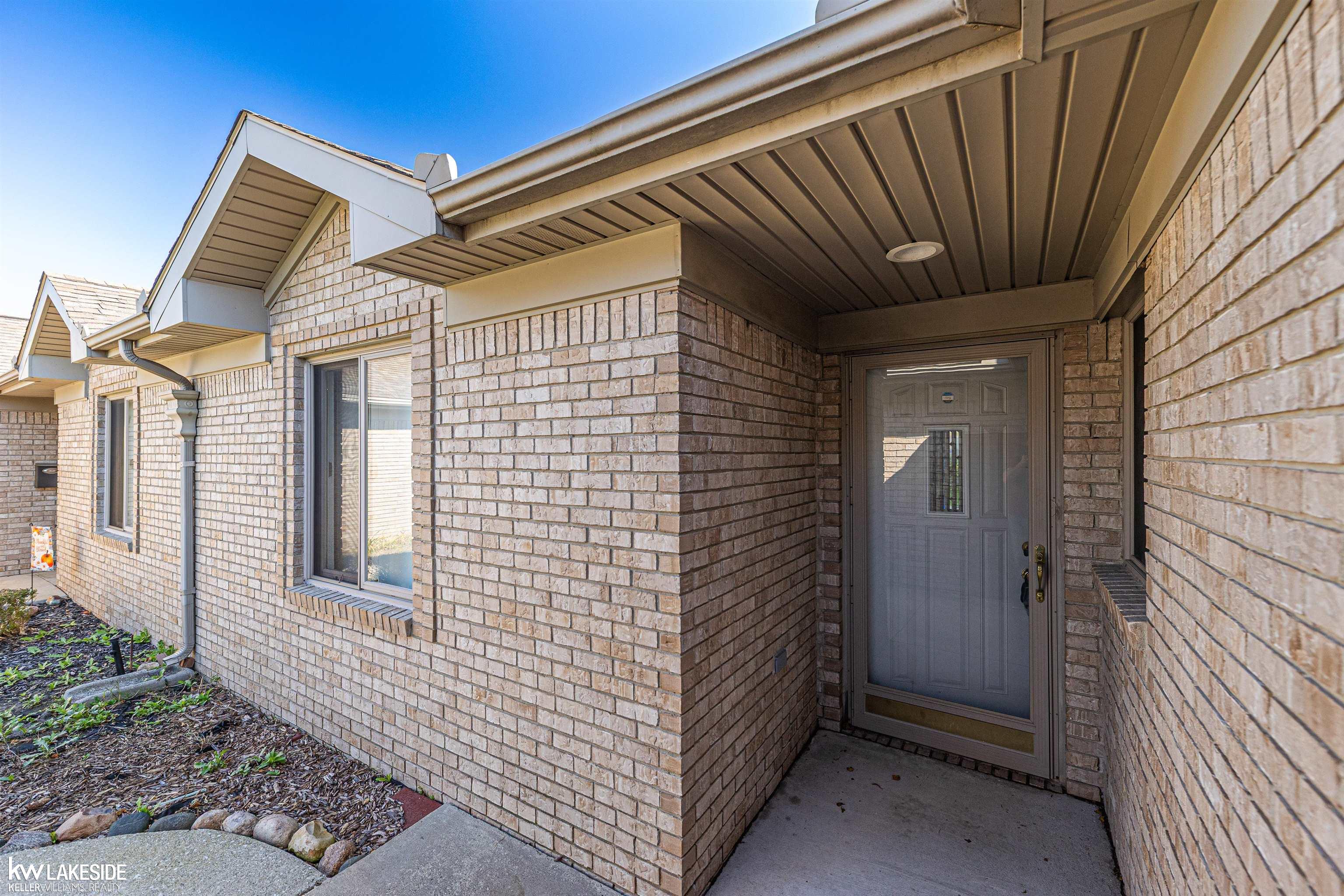 Photo 3 of Condo for sale at 35292 Silver Maple Dr, Clinton Township, MI 48035 | MLS# 58050223439 | Listing updated on 2026-09-30