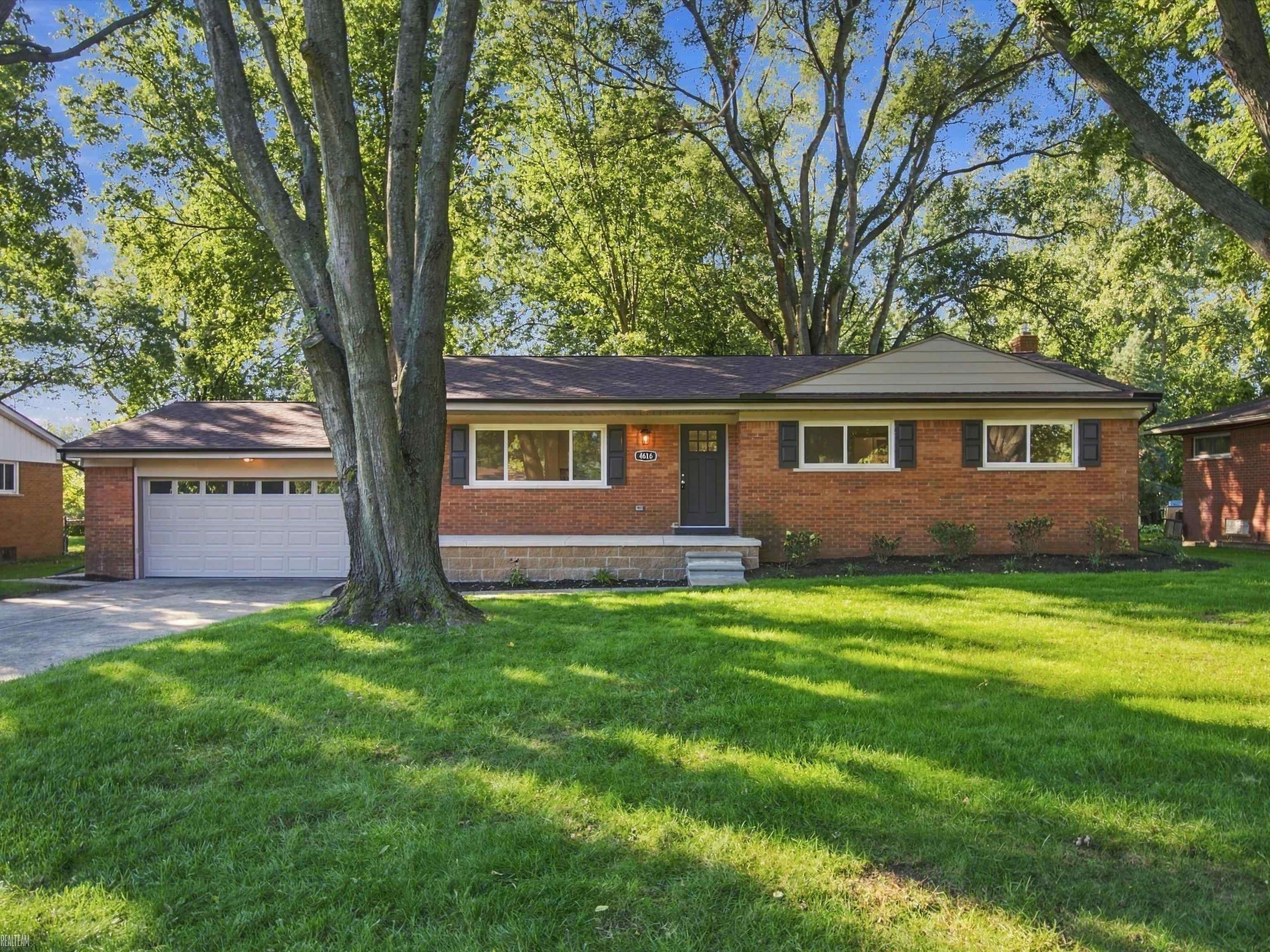 Photo 1 of Single family home for sale at 4616 Beuren St, Shelby Township, MI 48316 | MLS# 58050223440 | Listing updated on 2026-10-05