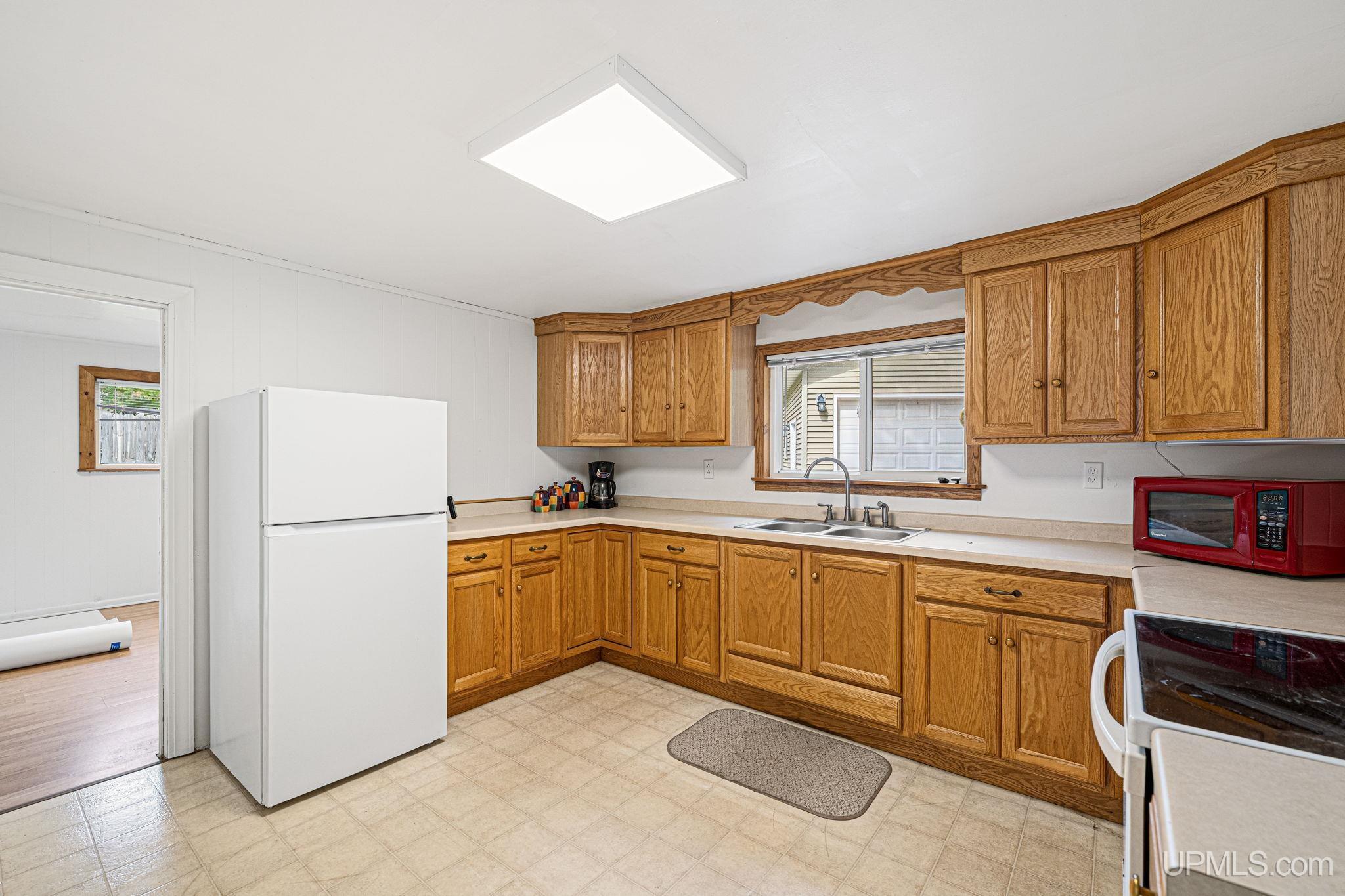 Photo 4 of Sale Pending at 2590 Werner St, Marquette, MI 49855 | MLS# 50223441 | Listing updated on 2026-10-02