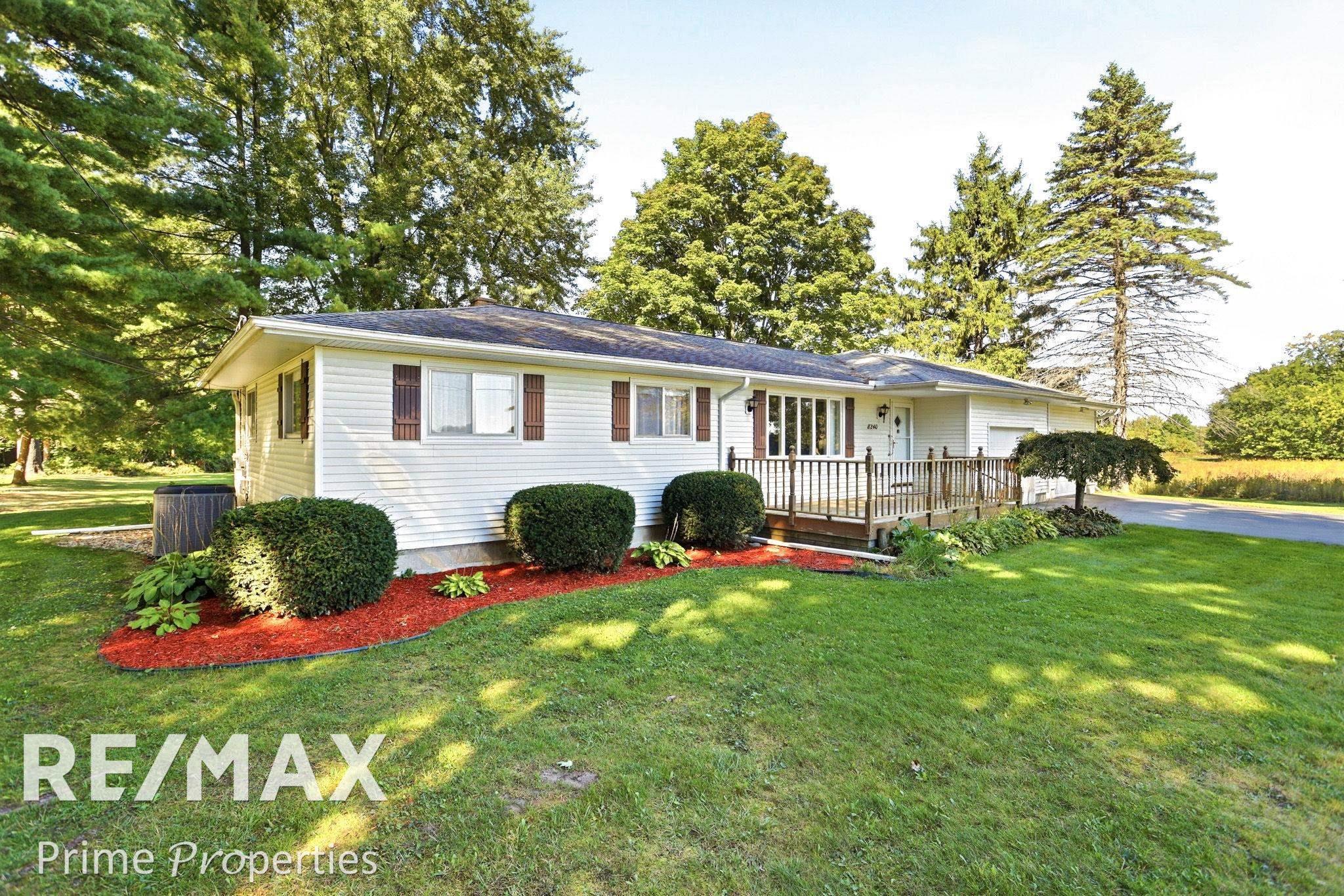 Photo 3 of Single family home for sale at 8240 Gera Rd, Birch Run, MI 48415 | MLS# 5050223444 | Listing updated on 2026-10-02