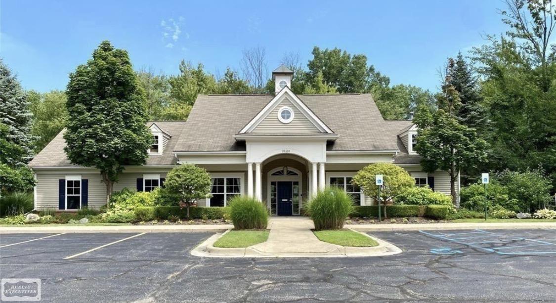 Photo 2 of Condo for sale at 25849 Maritime Cir, Harrison Township, MI 48045 | MLS# 58050223448 | Listing updated on 2026-09-30