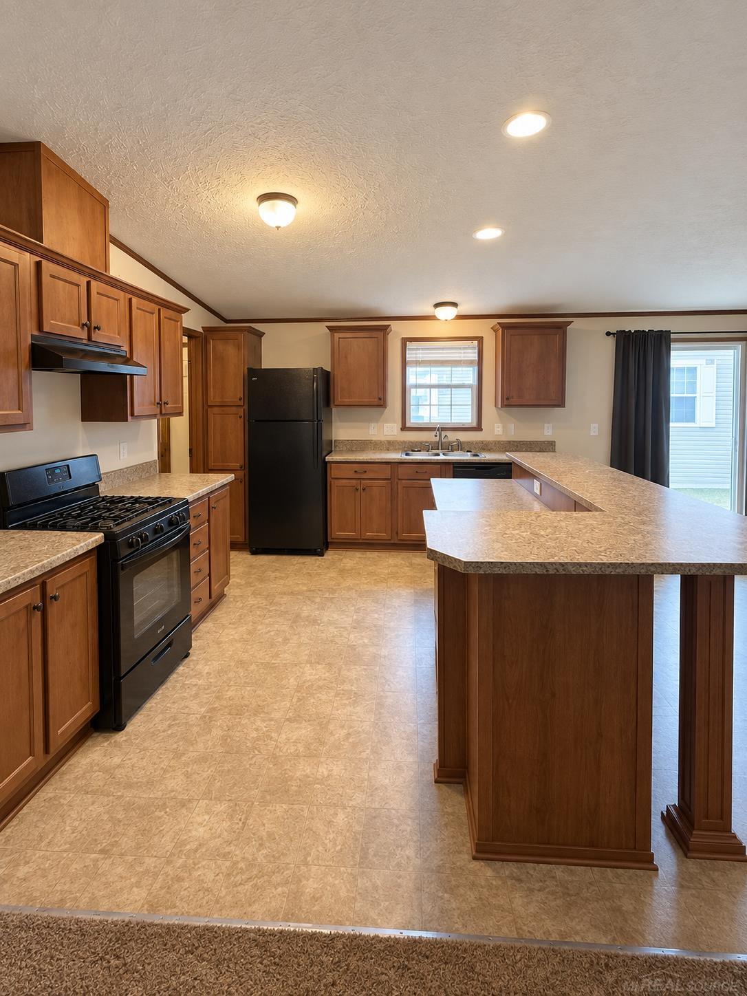 Photo 3 of Single family home for sale at 58421 Brookside Dr, Lenox, MI 48048 | MLS# 58050223451 | Listing updated on 2026-09-30