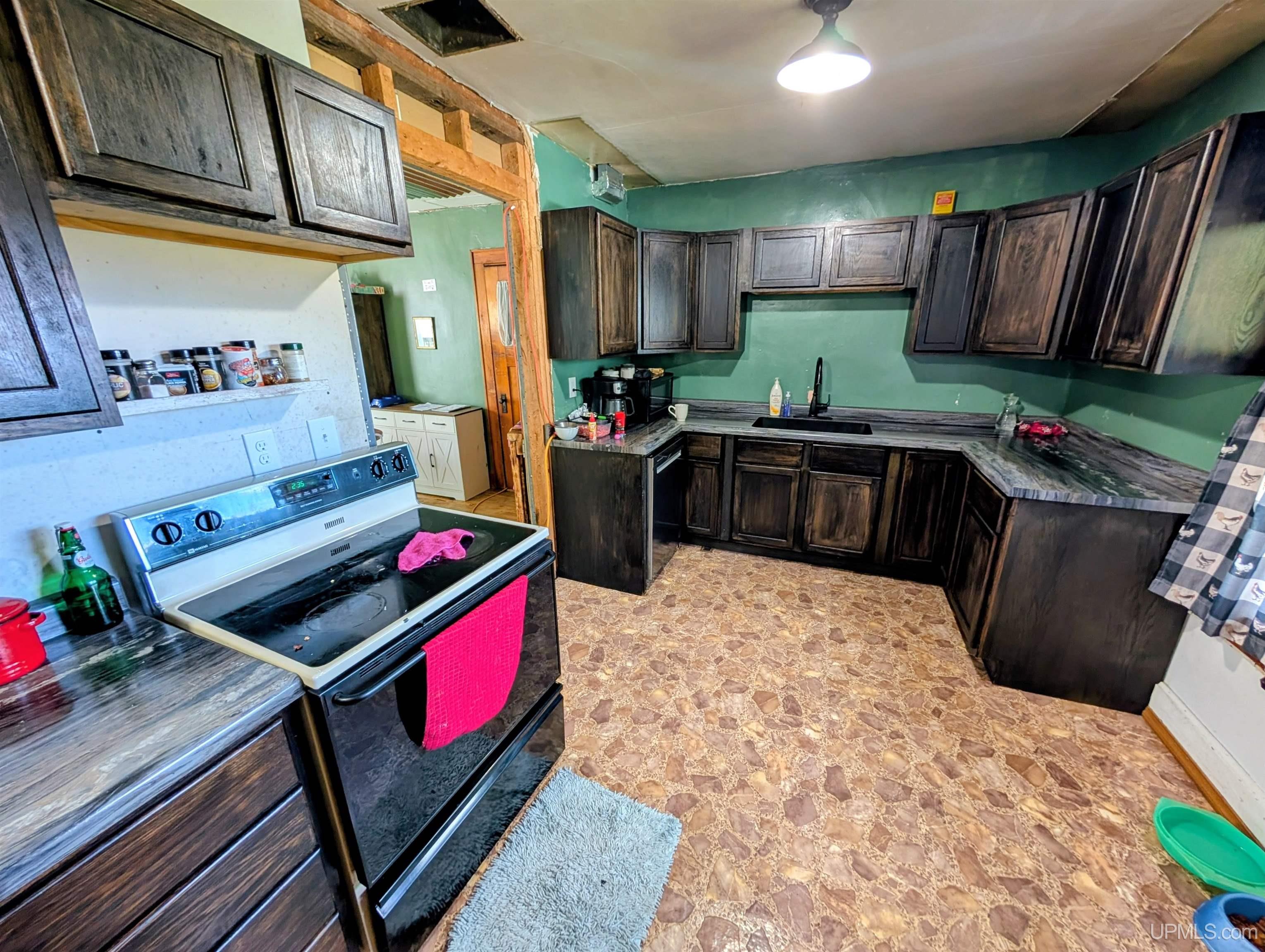 Photo 4 of Single family home for sale at 301 Little Finland Rd, Iron River, MI 49935 | MLS# 50223452 | Listing updated on 2026-09-30