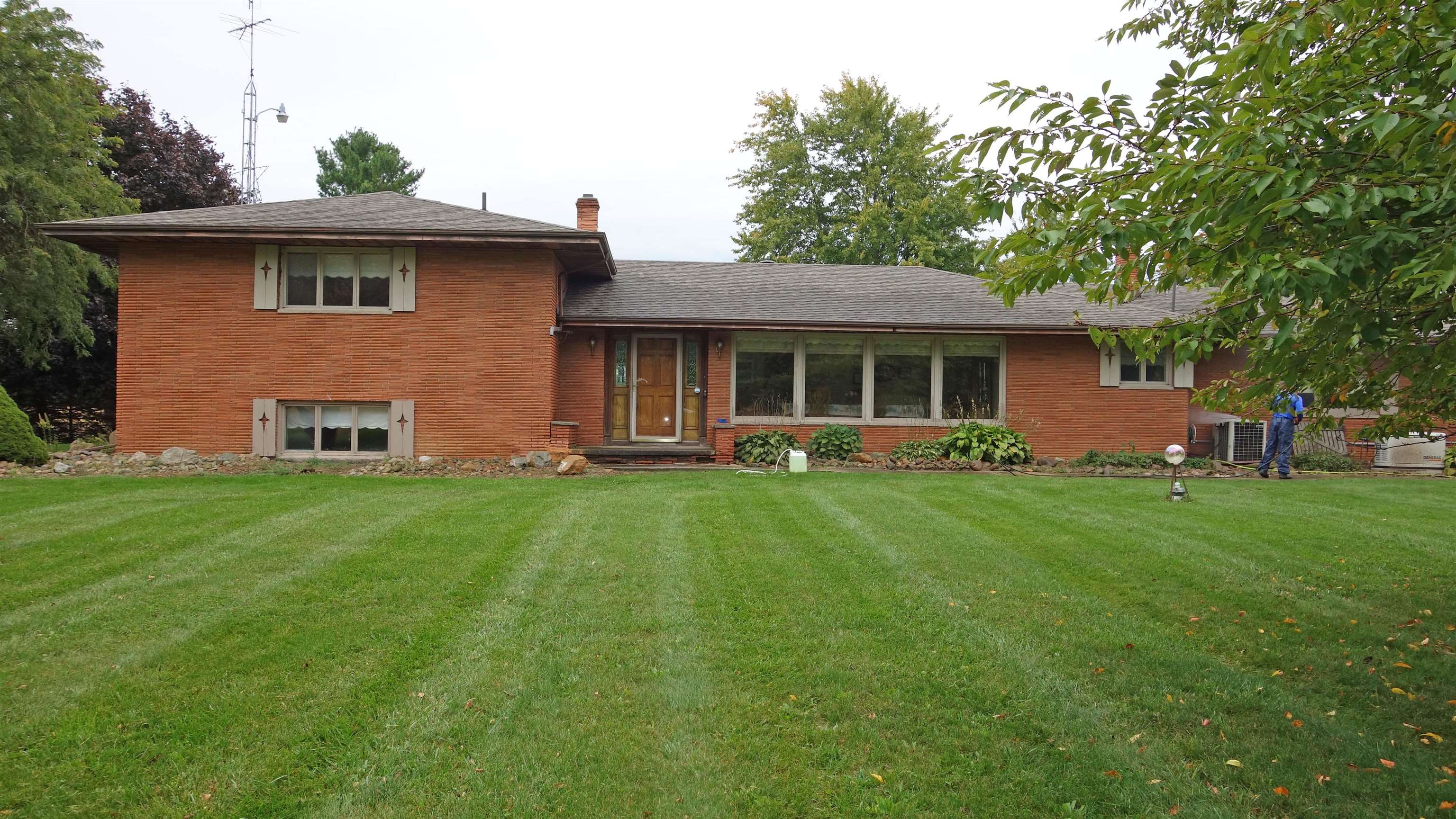 Photo 3 of Single family home for sale at 9485 Ditch Rd, Chesaning, MI 48616 | MLS# 5050223456 | Listing updated on 2026-10-04