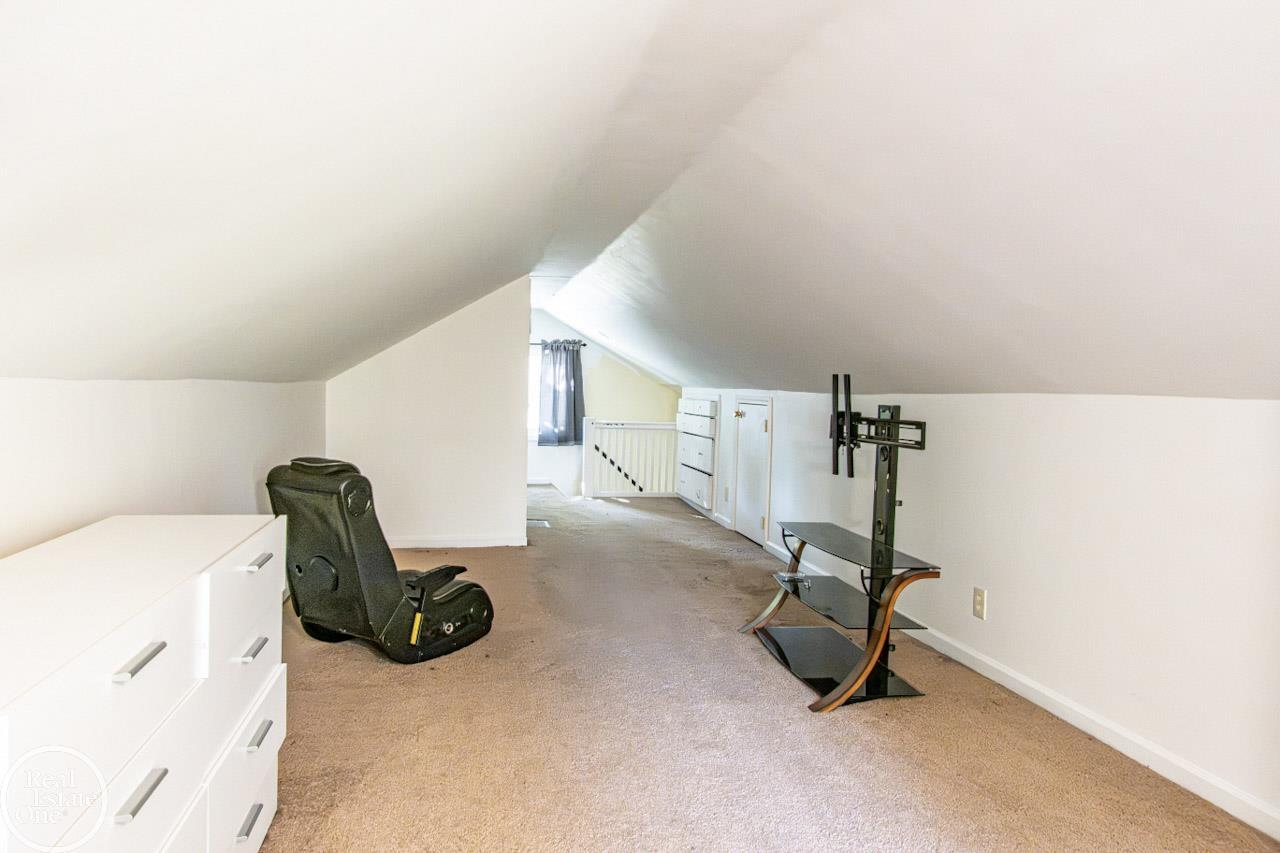 Photo 2 of Single family home for sale at 1434 Pine St, Port Huron, MI 48060 | MLS# 58050223476 | Listing updated on 2026-10-03