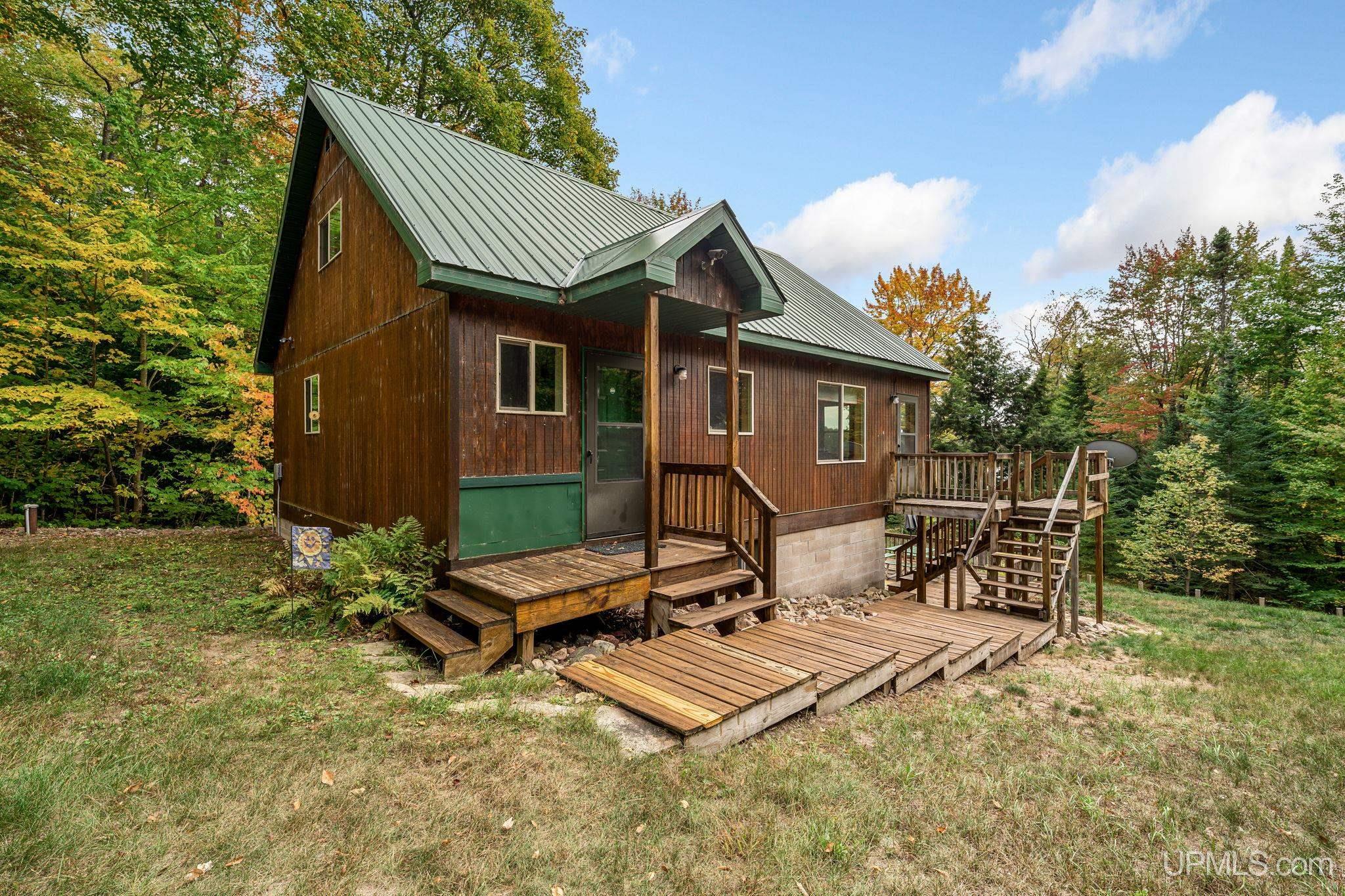 Photo 1 of Single family home for sale at E6971 Maple Grv Rd, Munising, MI 49862 | MLS# 50223482 | Listing updated on 2026-10-01