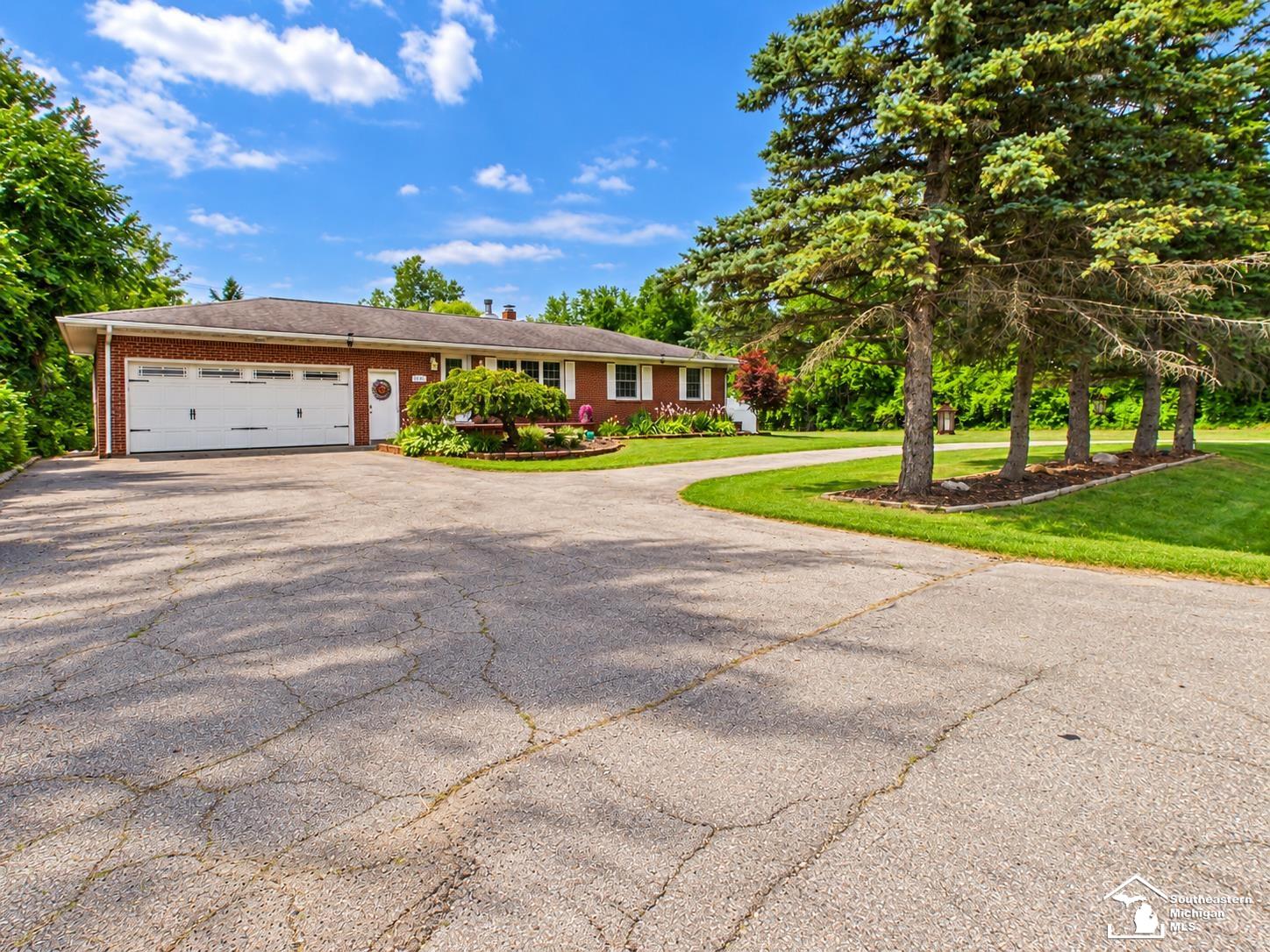 Photo 1 of Single family home for sale at 3183 Bluebush Rd, Monroe, MI 48162 | MLS# 57050223483 | Listing updated on 2026-10-04