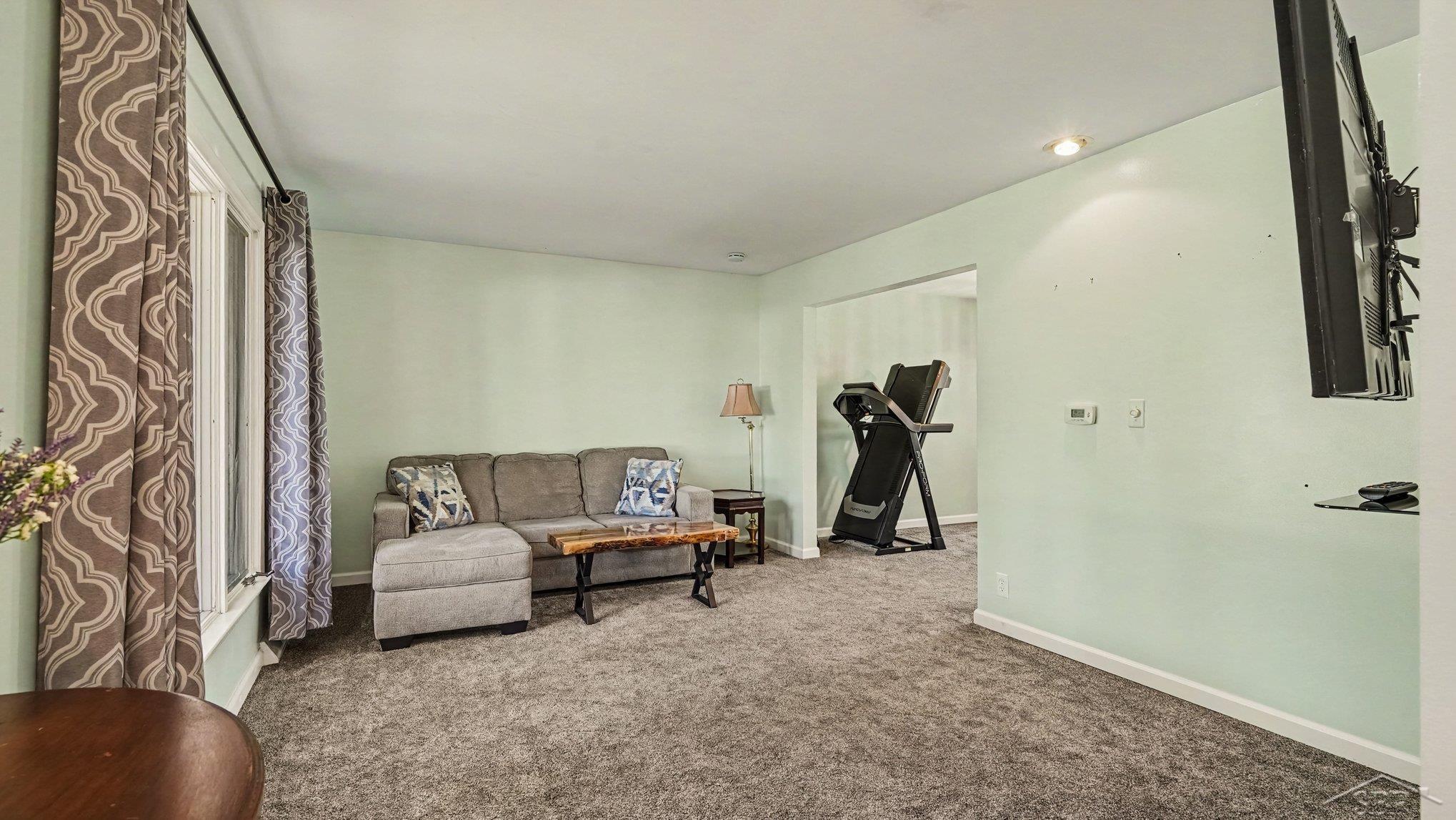 Photo 4 of Single family home for sale at 4464 W Park Dr, Bay City, MI 48706 | MLS# 61050223507 | Listing updated on 2026-10-01