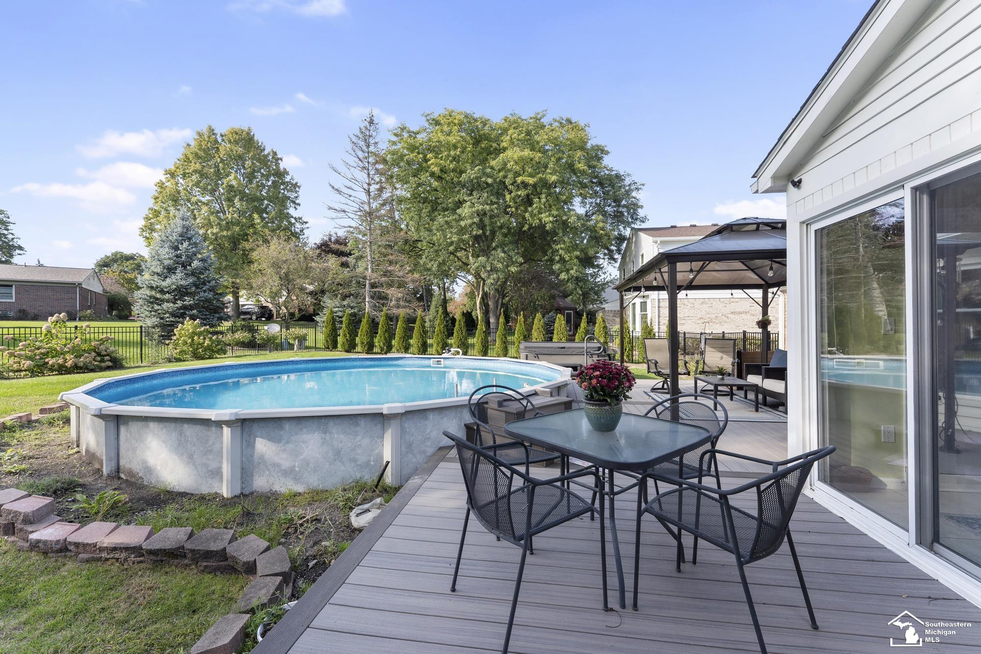 Photo 3 of Single family home for sale at 11265 Bellwood Dr, Plymouth, MI 48170 | MLS# 57050223508 | Listing updated on 2026-10-07