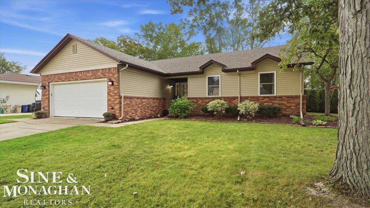 Photo 1 of Single family home for sale at 1851 Drawbridge Ct, Marysville, MI 48040 | MLS# 58050223529 | Listing updated on 2026-10-01