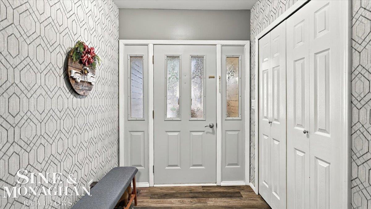 Photo 4 of Single family home for sale at 1851 Drawbridge Ct, Marysville, MI 48040 | MLS# 58050223529 | Listing updated on 2026-10-01