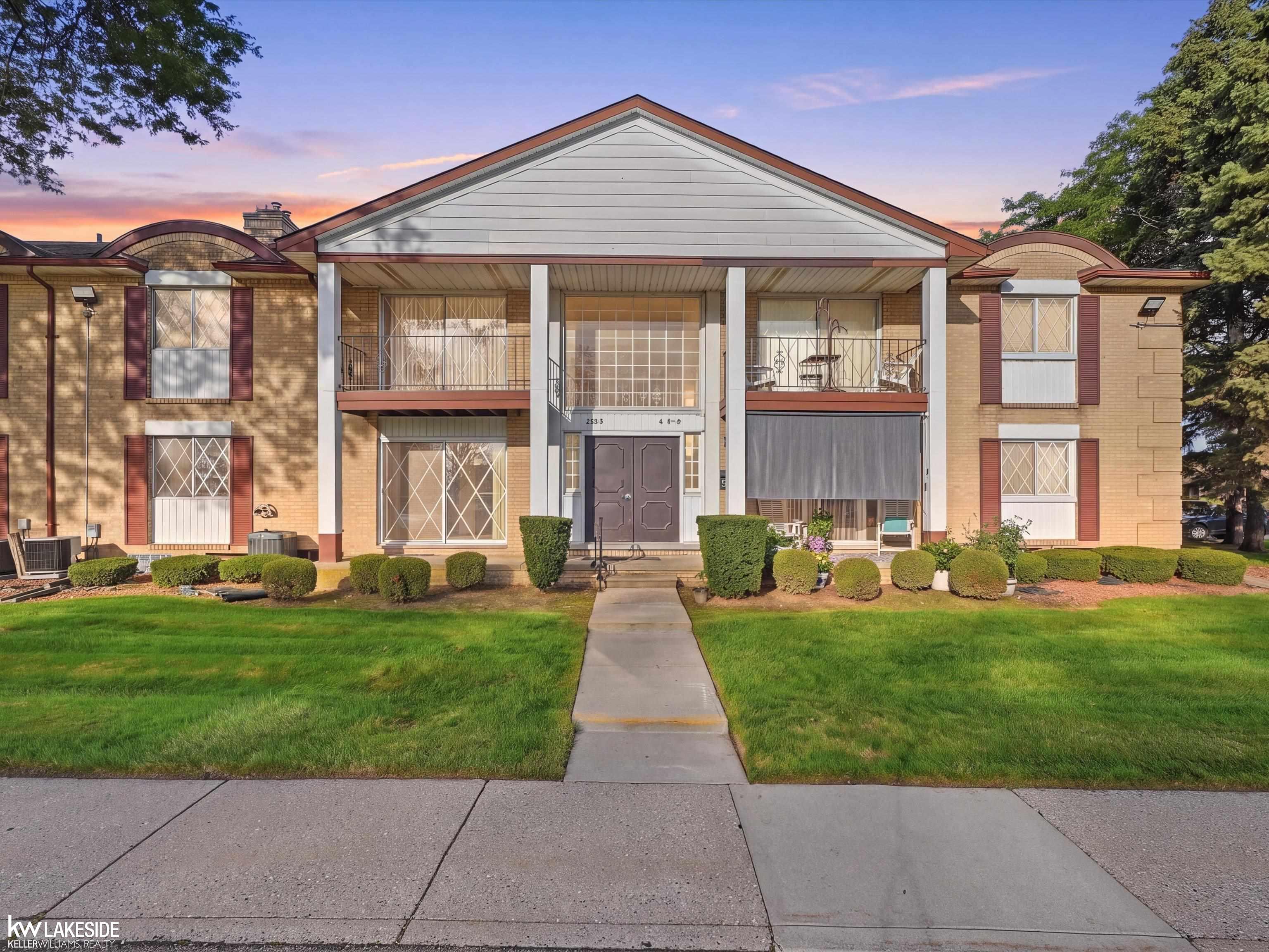 Photo 2 of Condo for sale at 29313 Hayes Rd, Warren, MI 48088 | MLS# 58050223546 | Listing updated on 2026-10-01