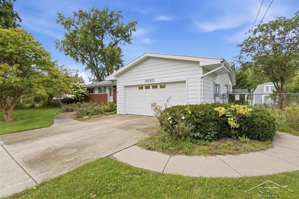 Photo 3 of Single family home for sale at 3580 Butternut Ln, Saginaw, MI 48604 | MLS# 61050223553 | Listing updated on 2026-10-01