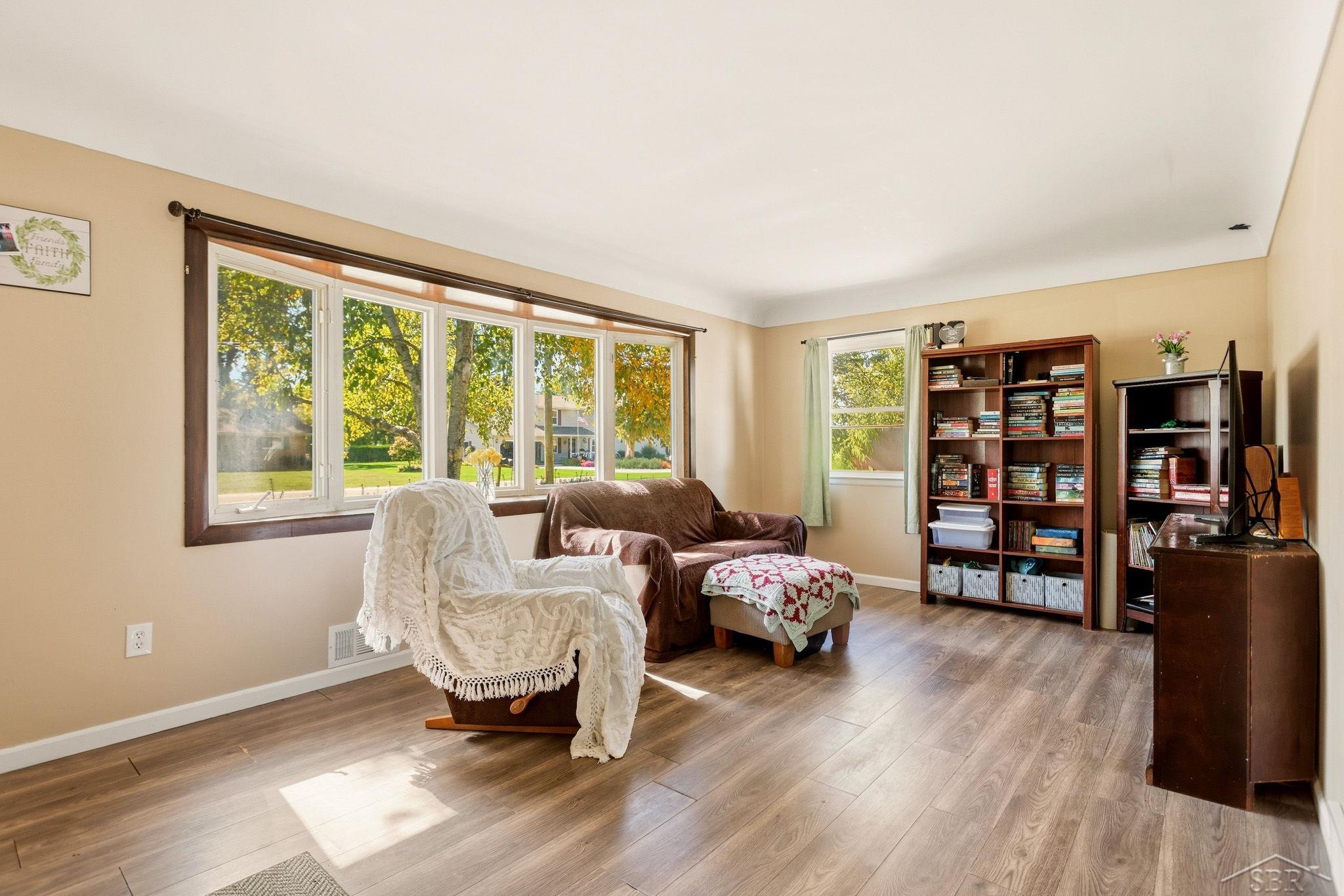 Photo 4 of Single family home for sale at 2222 Plainview Dr, Saginaw, MI 48603 | MLS# 61050223566 | Listing updated on 2026-10-01