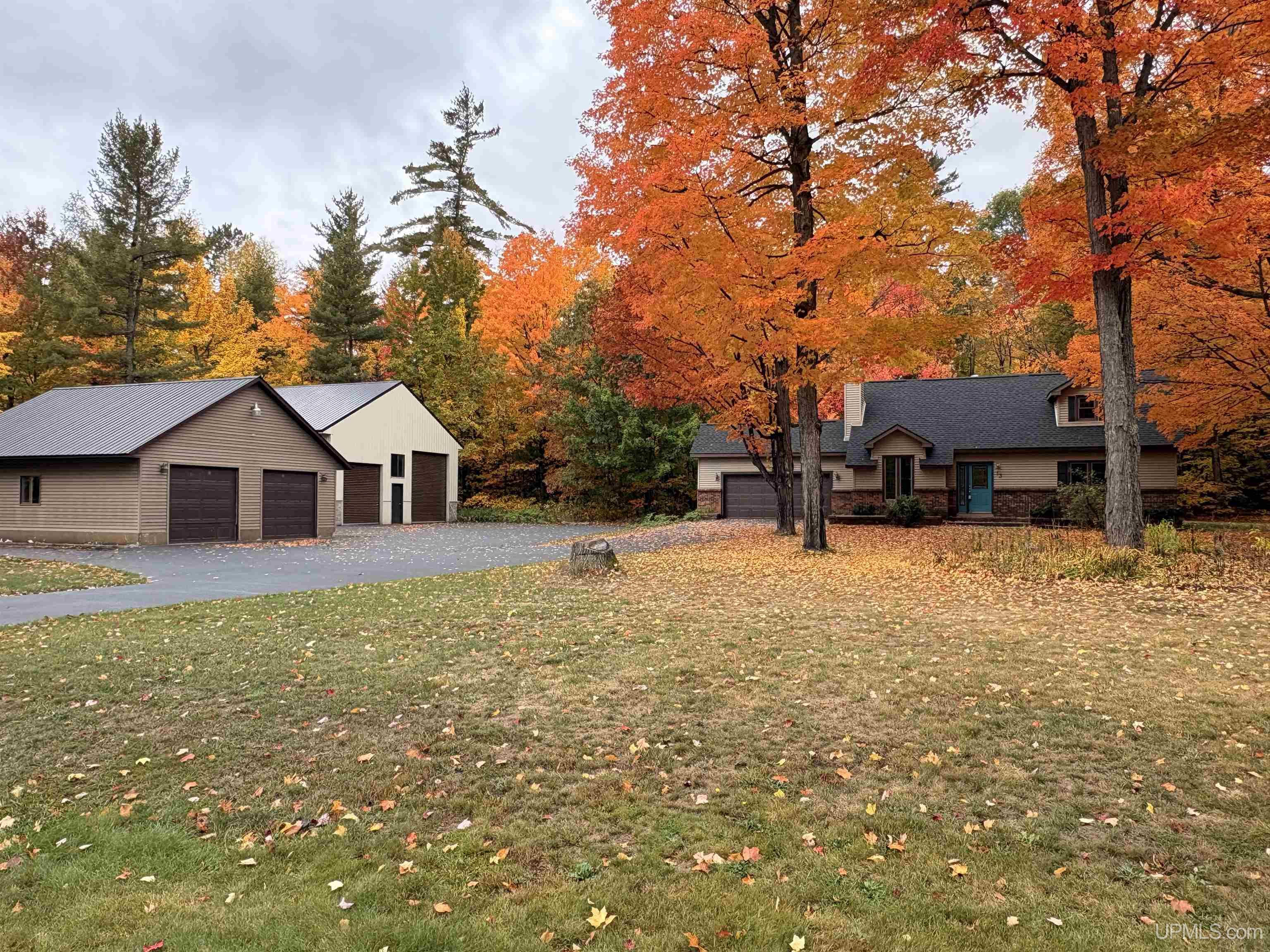 Photo 1 of Single family home for sale at 53 Feather Ridge Rd, Marquette, MI 49855 | MLS# 50223567 | Listing updated on 2026-10-05