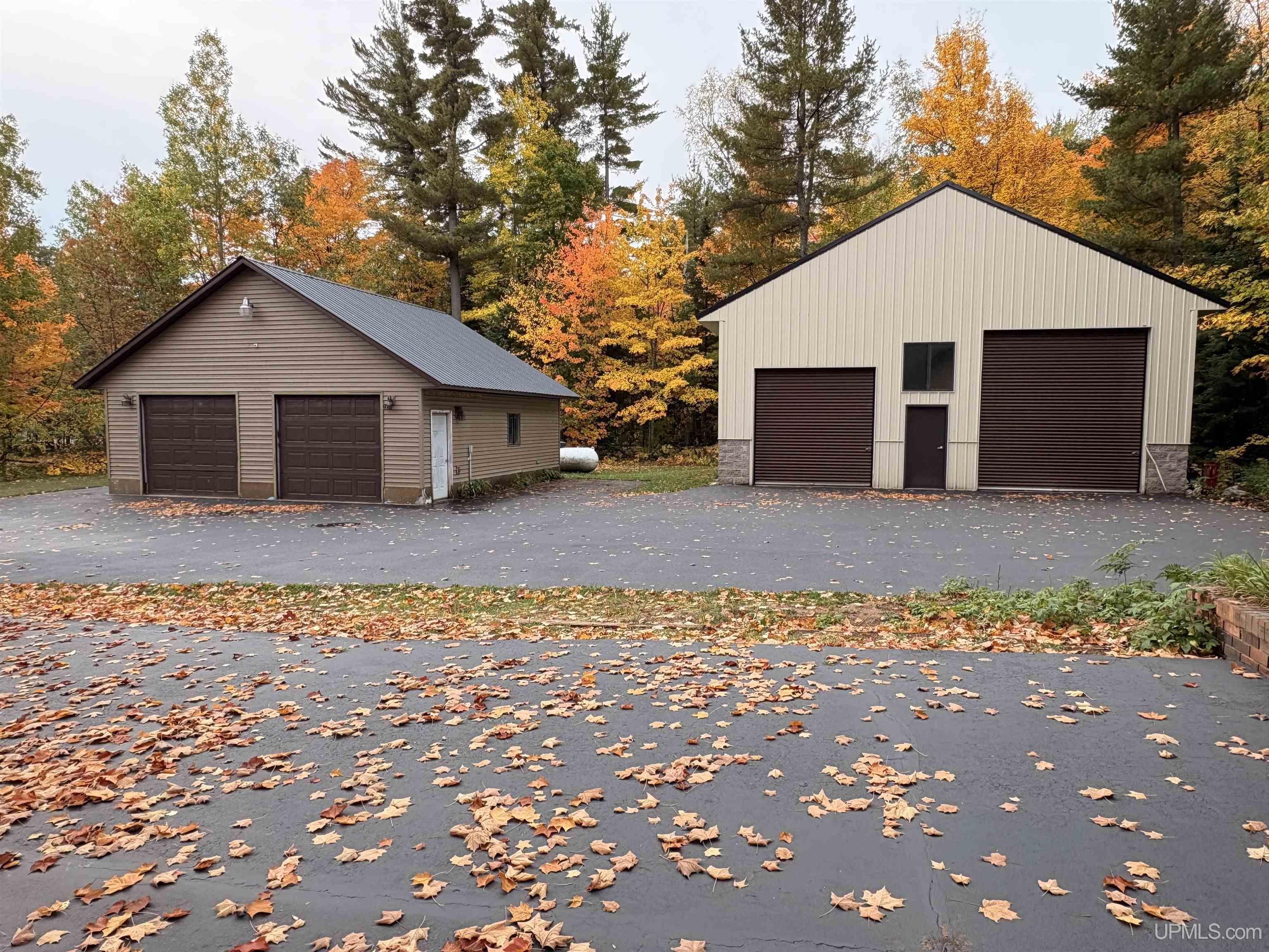 Photo 3 of Single family home for sale at 53 Feather Ridge Rd, Marquette, MI 49855 | MLS# 50223567 | Listing updated on 2026-10-05