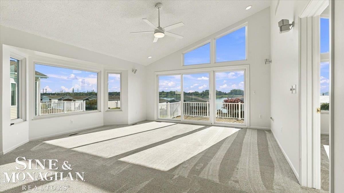 Photo 2 of Condo for sale at 843 Crystal Ln, Marysville, MI 48040 | MLS# 58050223577 | Listing updated on 2026-10-01