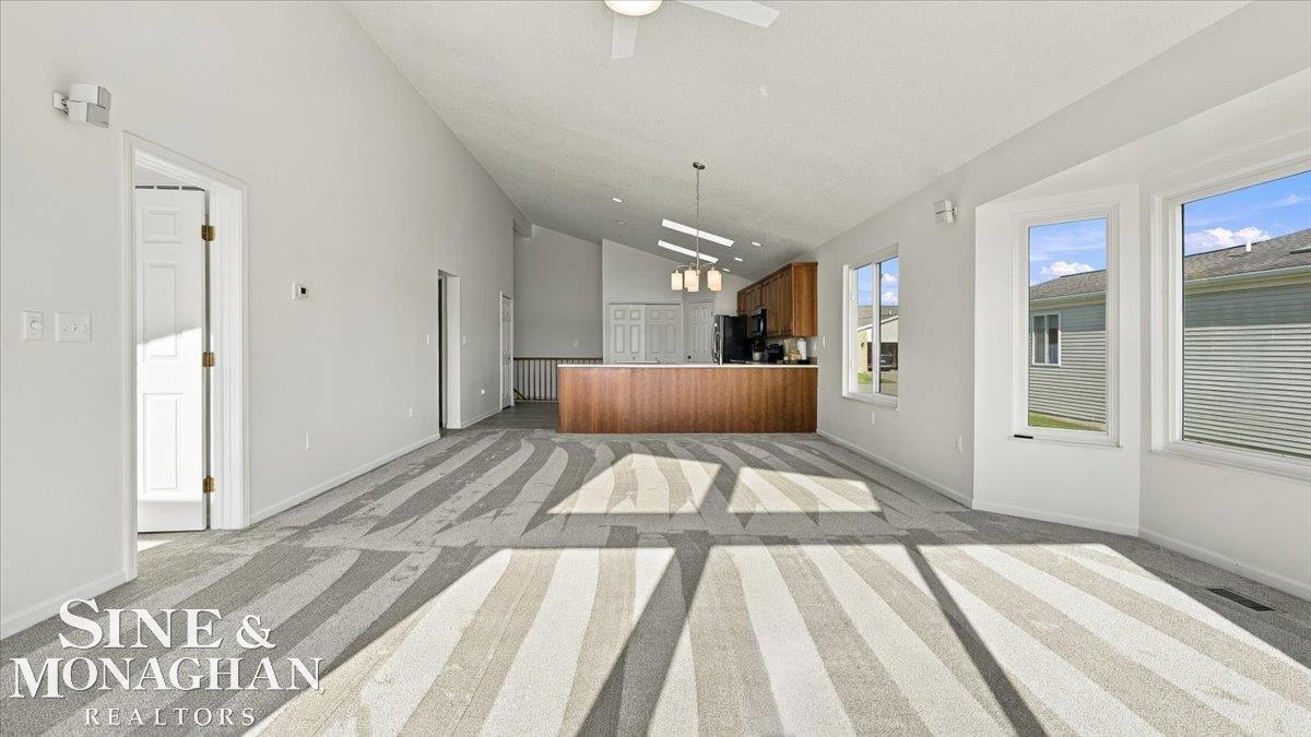 Photo 3 of Condo for sale at 843 Crystal Ln, Marysville, MI 48040 | MLS# 58050223577 | Listing updated on 2026-10-01