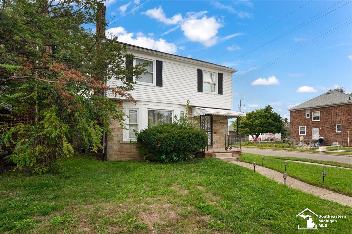 Photo 2 of Single family home for sale at 17617 Kentucky St, Detroit, MI 48221 | MLS# 57050223598 | Listing updated on 2026-10-05