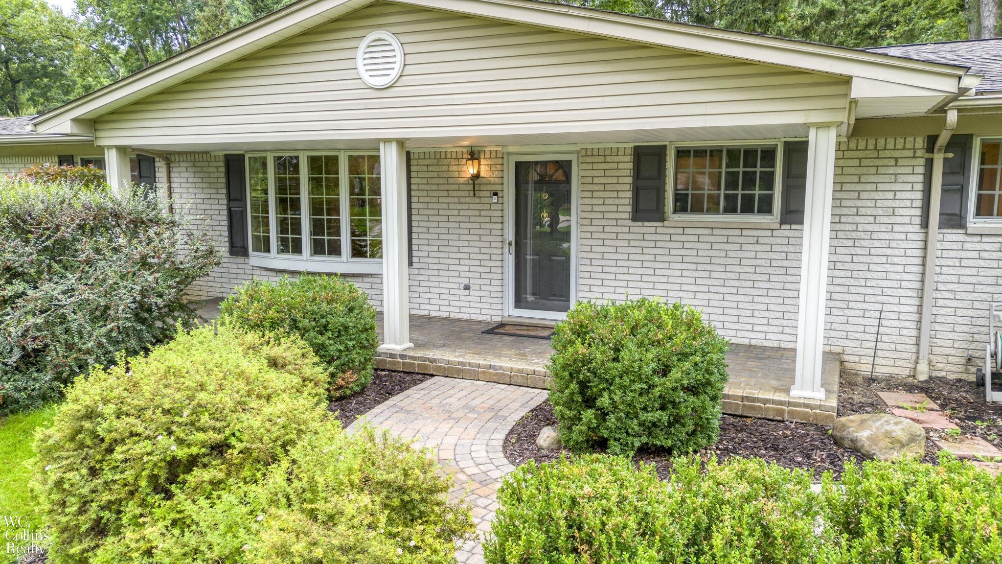 Photo 2 of Single family home for sale at 1200 Priscilla Ln, Rochester, MI 48309 | MLS# 58050223605 | Listing updated on 2026-10-01