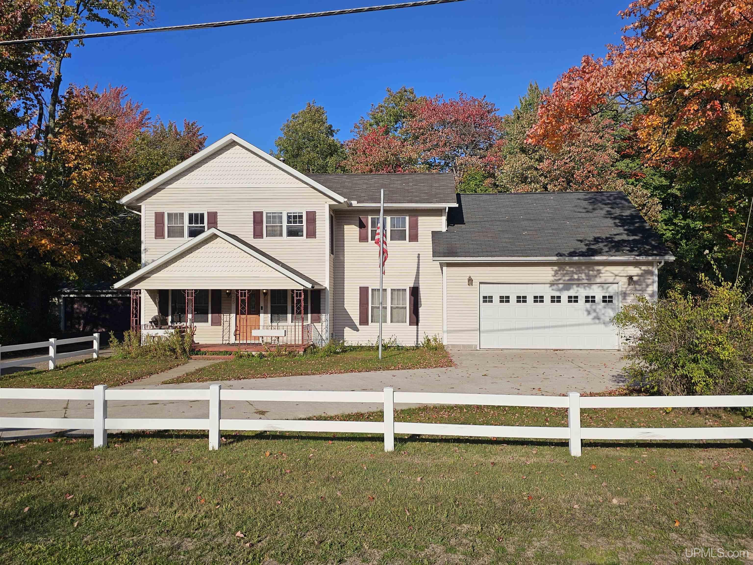 Photo 1 of Single family home for sale at 6425 Us 41 Hwy, Marquette, MI 49855 | MLS# 50223607 | Listing updated on 2026-10-01
