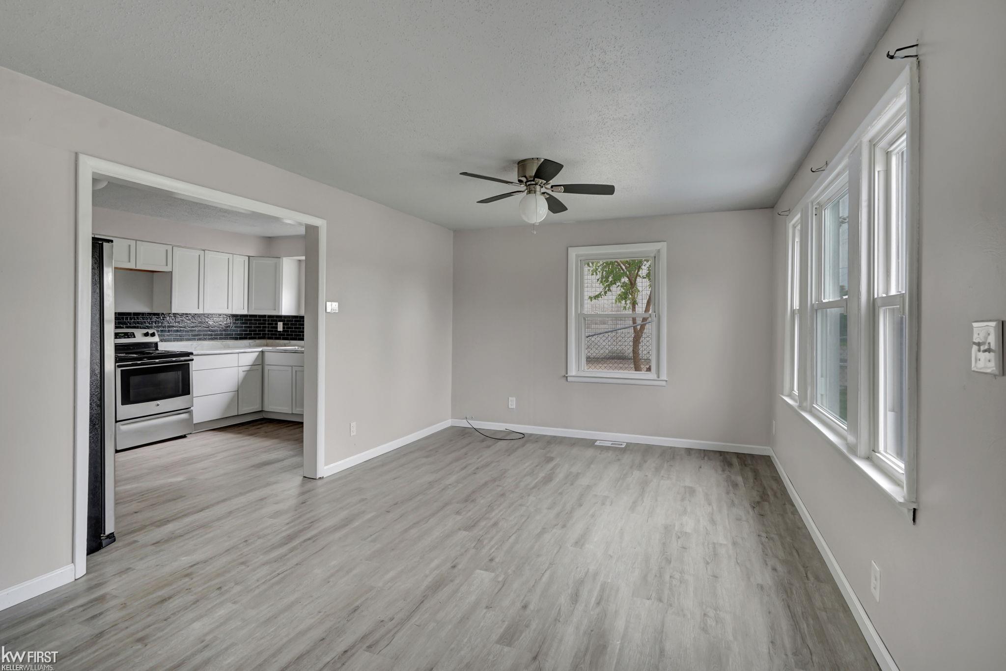 Photo 3 of Single family home for sale at 8508 N Saginaw Rd, Mount Morris, MI 48458 | MLS# 5050223623 | Listing updated on 2026-10-02