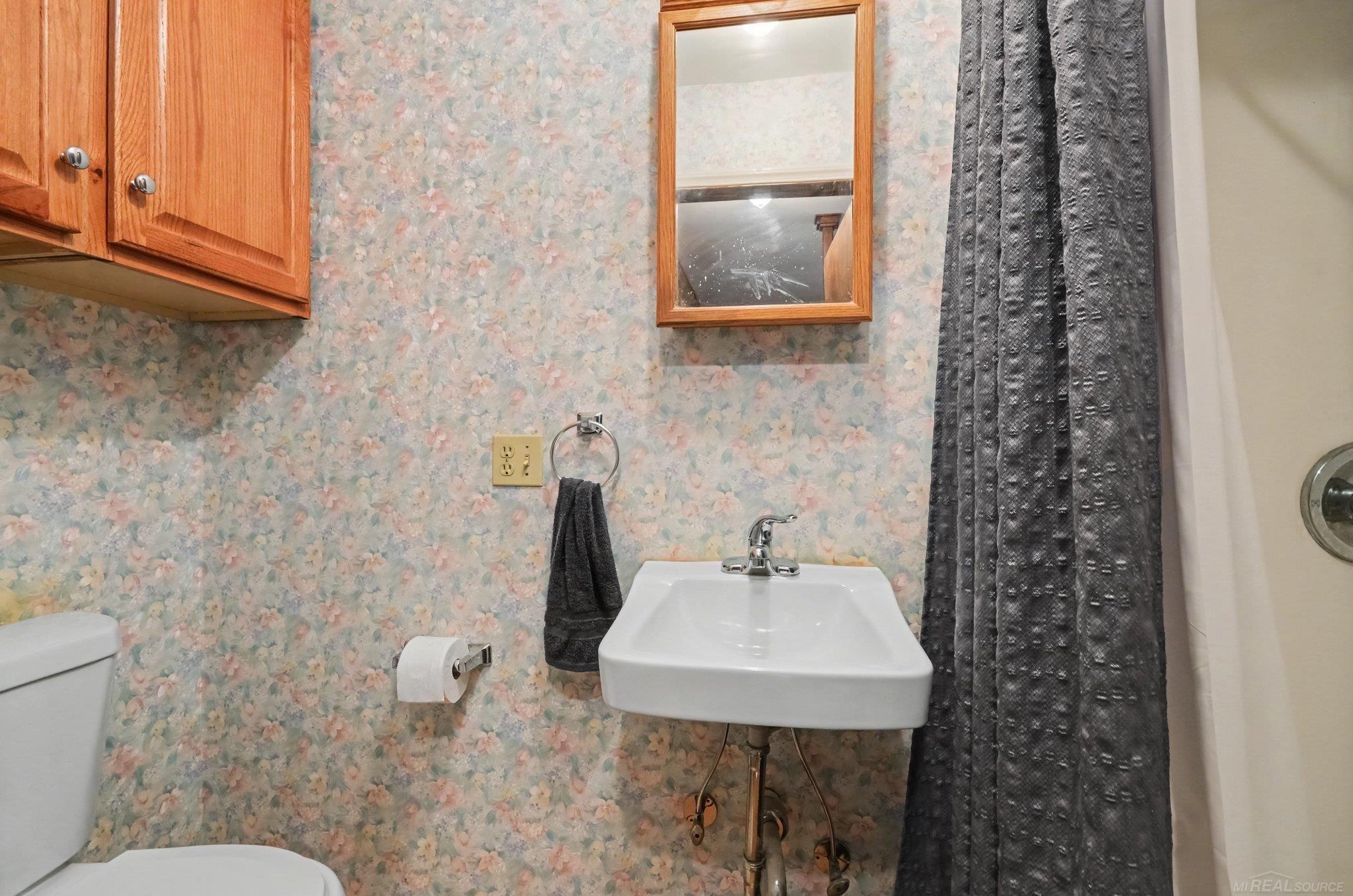 3816 Adams Drive photo 16