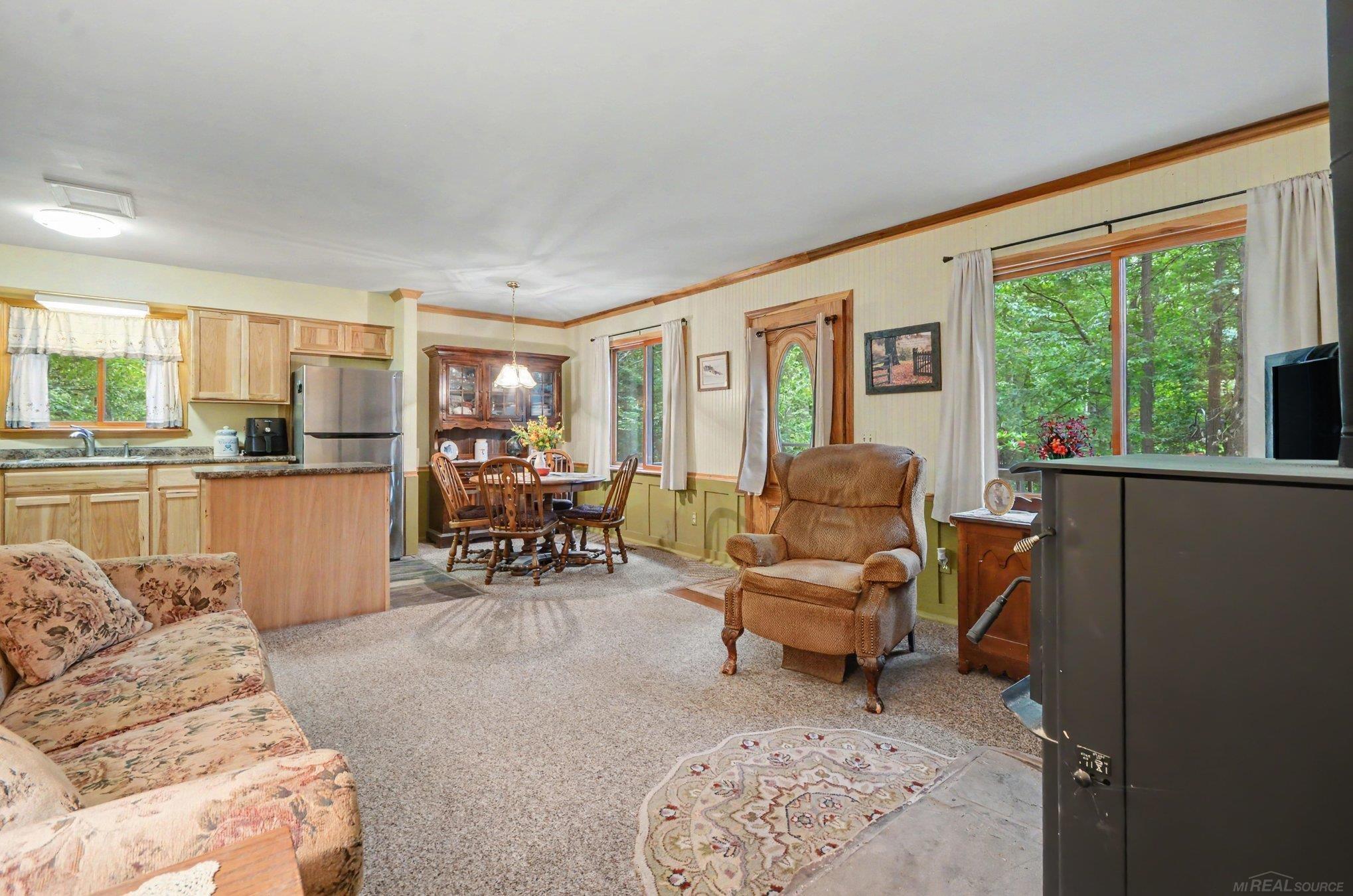 3816 Adams Drive photo 4