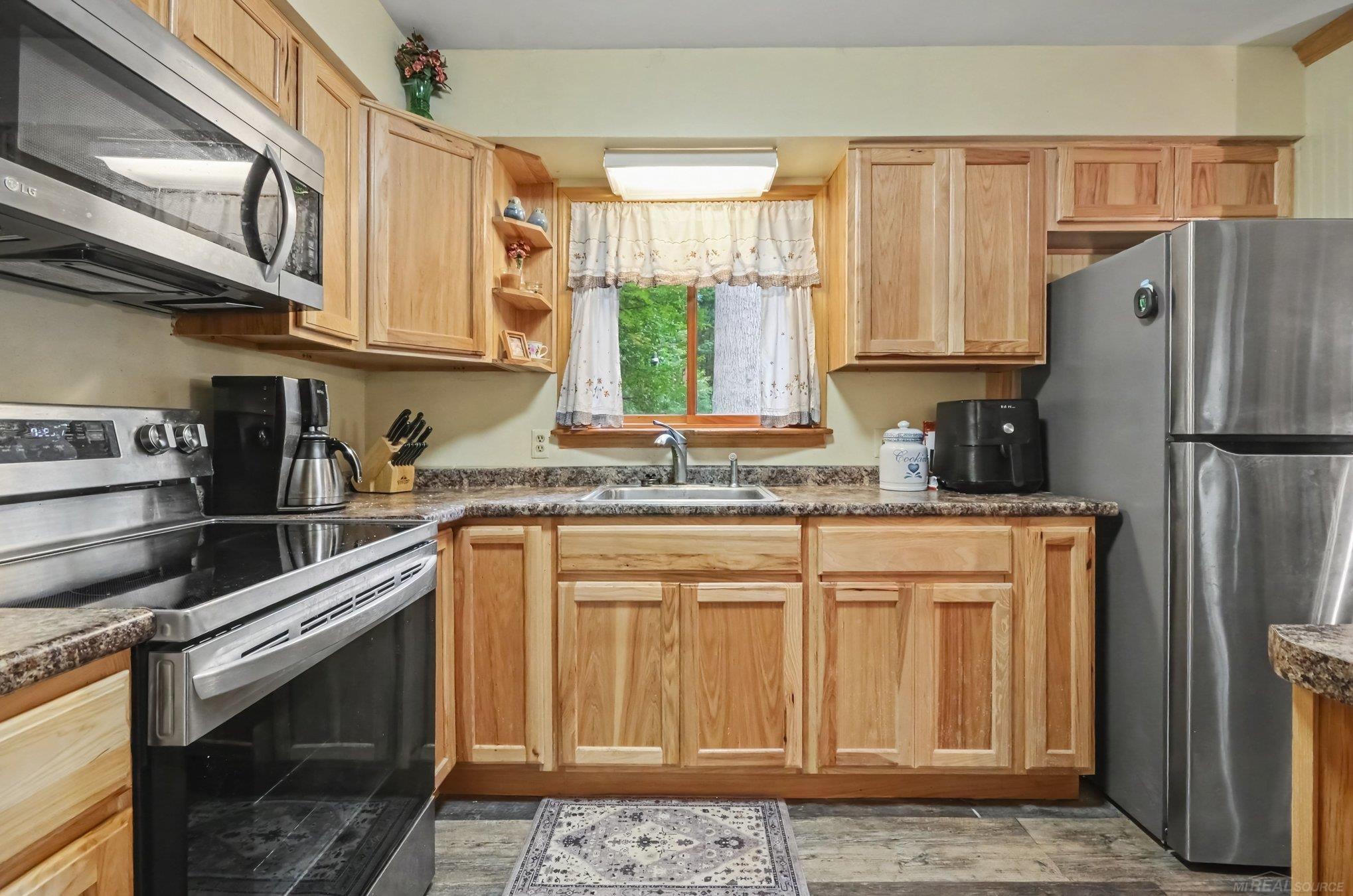 3816 Adams Drive photo 7
