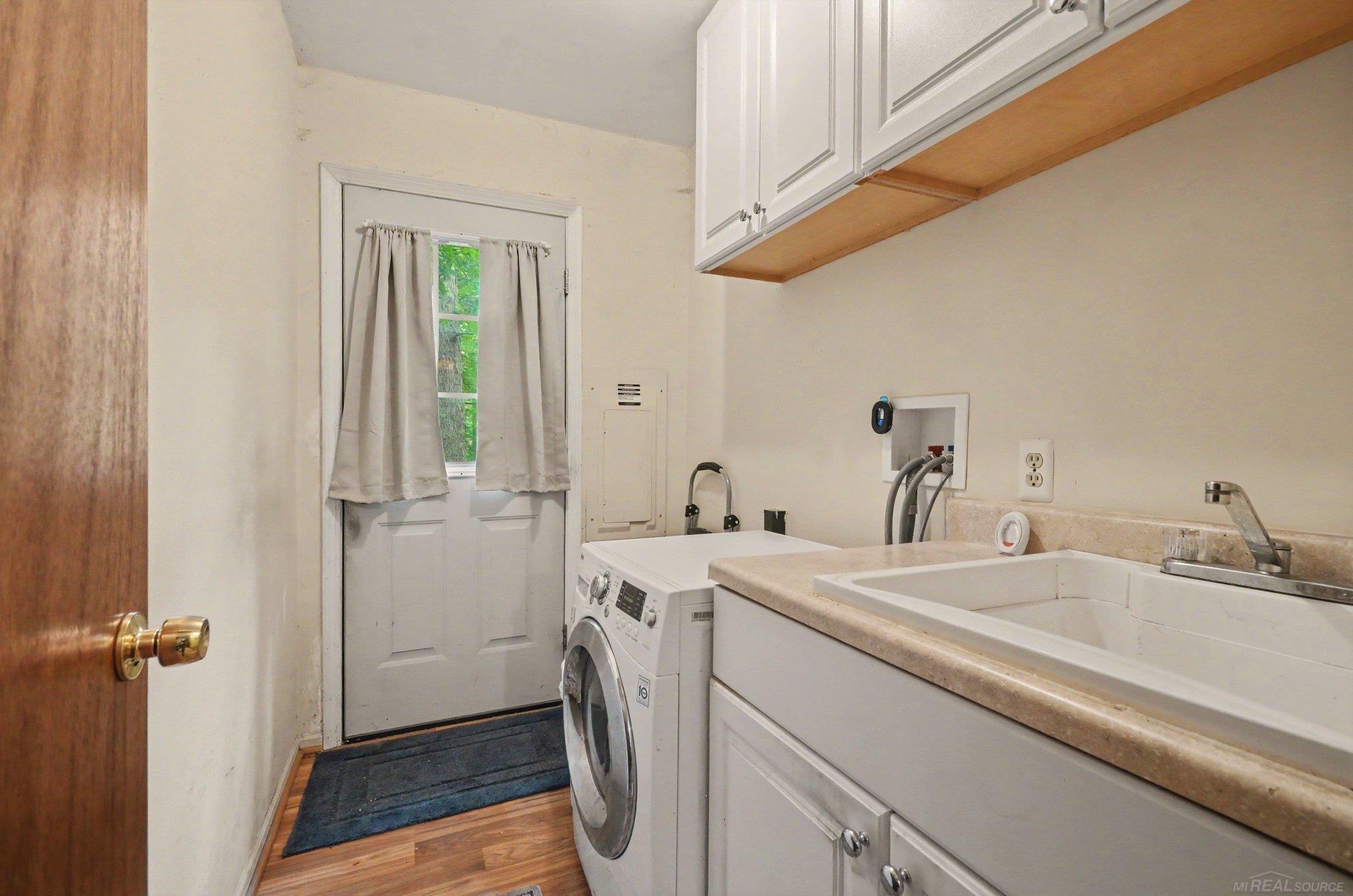 3816 Adams Drive photo 10