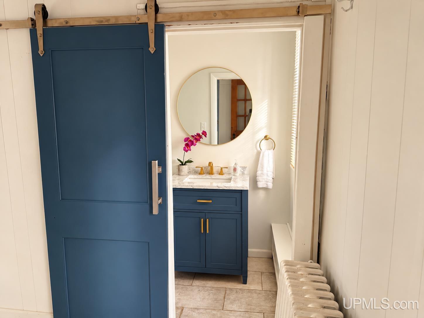 Photo 4 of Single family home for sale at 105 W Houghton Ave, Houghton, MI 49931 | MLS# 50223642 | Listing updated on 2026-10-07