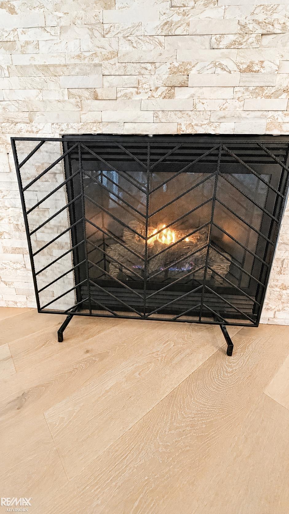 Photo 4 of Single family home for sale at 56387 Scotland Dr, Macomb, MI 48042 | MLS# 58050223663 | Listing updated on 2026-10-06