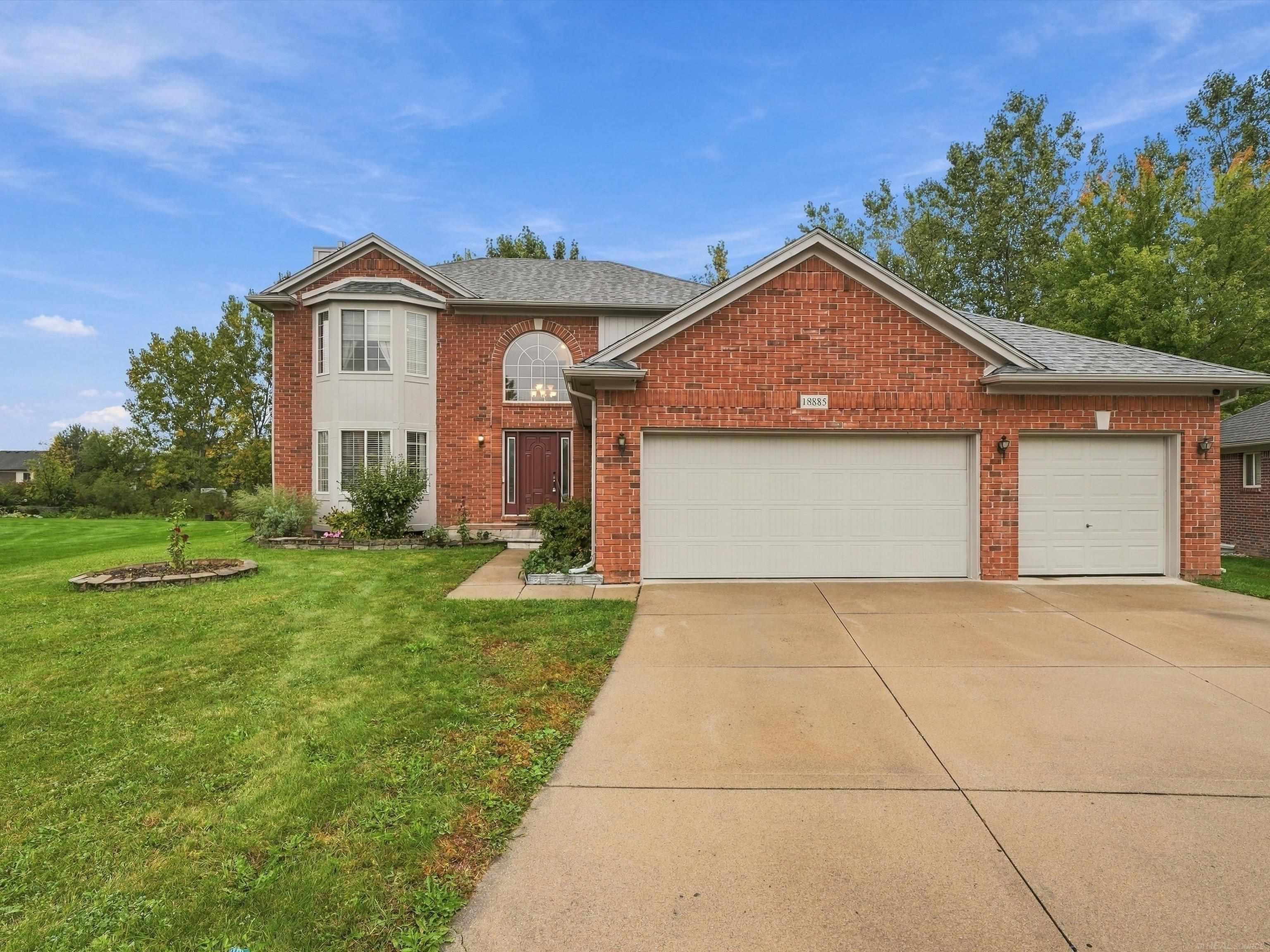 Photo 2 of Single family home for sale at 18885 Blackberry Dr, Macomb, MI 48042 | MLS# 58050223676 | Listing updated on 2026-10-02