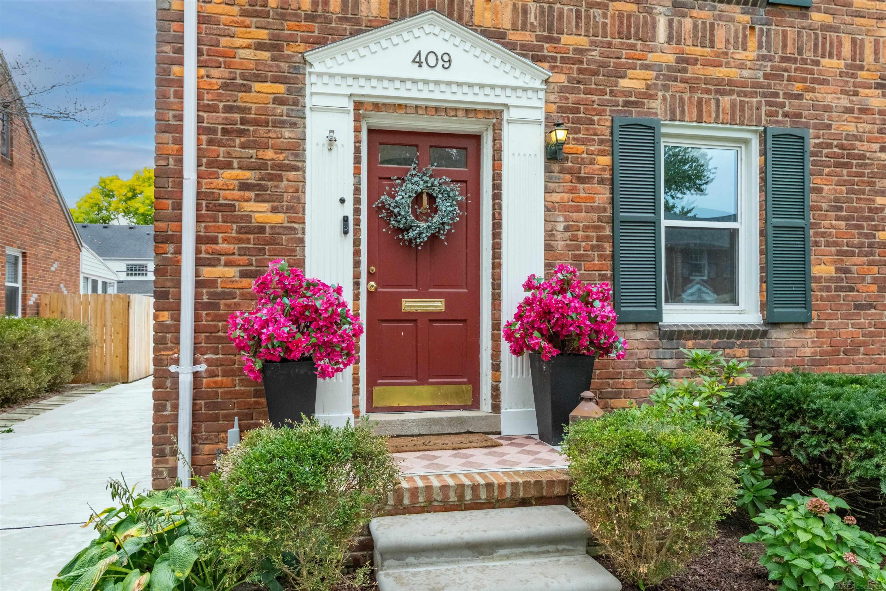 Photo 3 of Single family home for sale at 409 Madison St, Grosse Pointe Farms, MI 48236 | MLS# 58050223680 | Listing updated on 2026-10-02