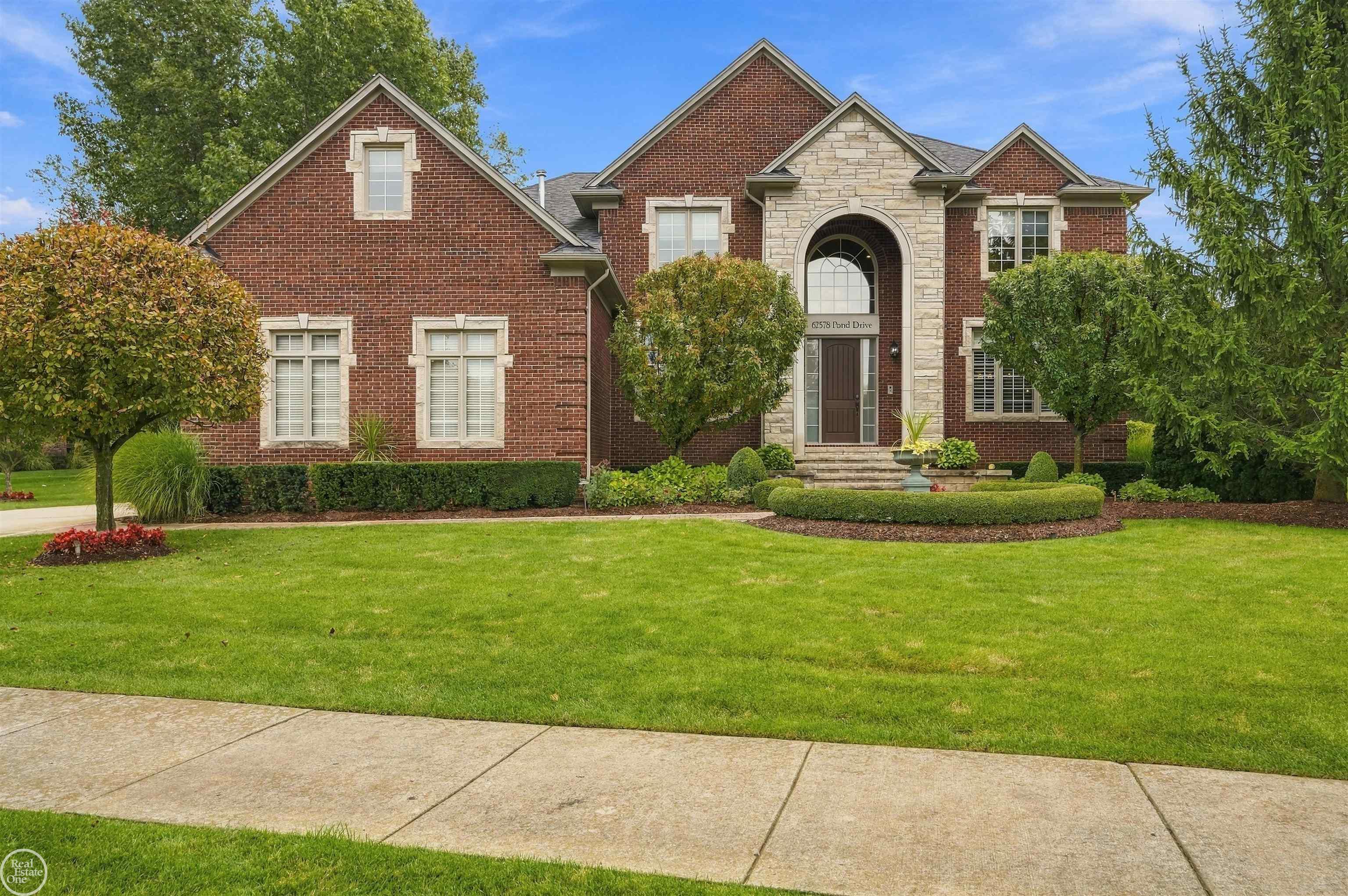 Photo 2 of Mansion for sale at 62578 Pond Dr, Washington, MI 48094 | MLS# 58050223683 | Listing updated on 2026-10-07
