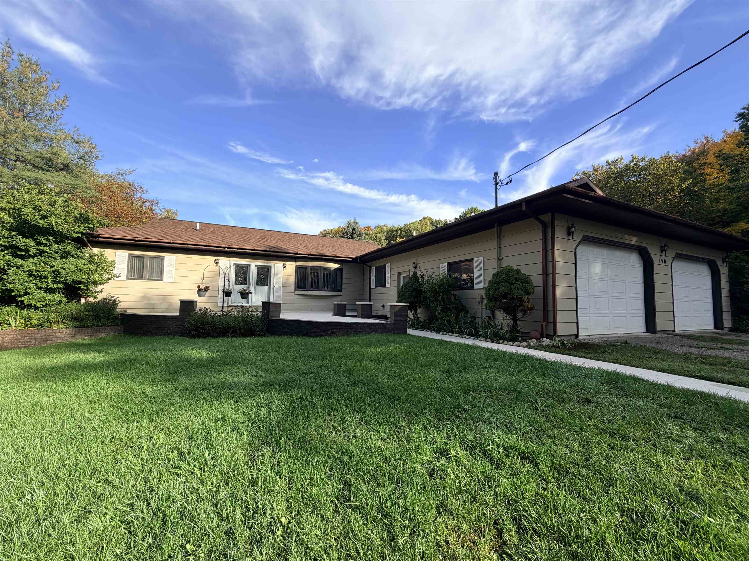 Photo 1 of Single family home for sale at 150 W Maple Grv Rd, Farwell, MI 48622 | MLS# 50223690 | Listing updated on 2026-10-06