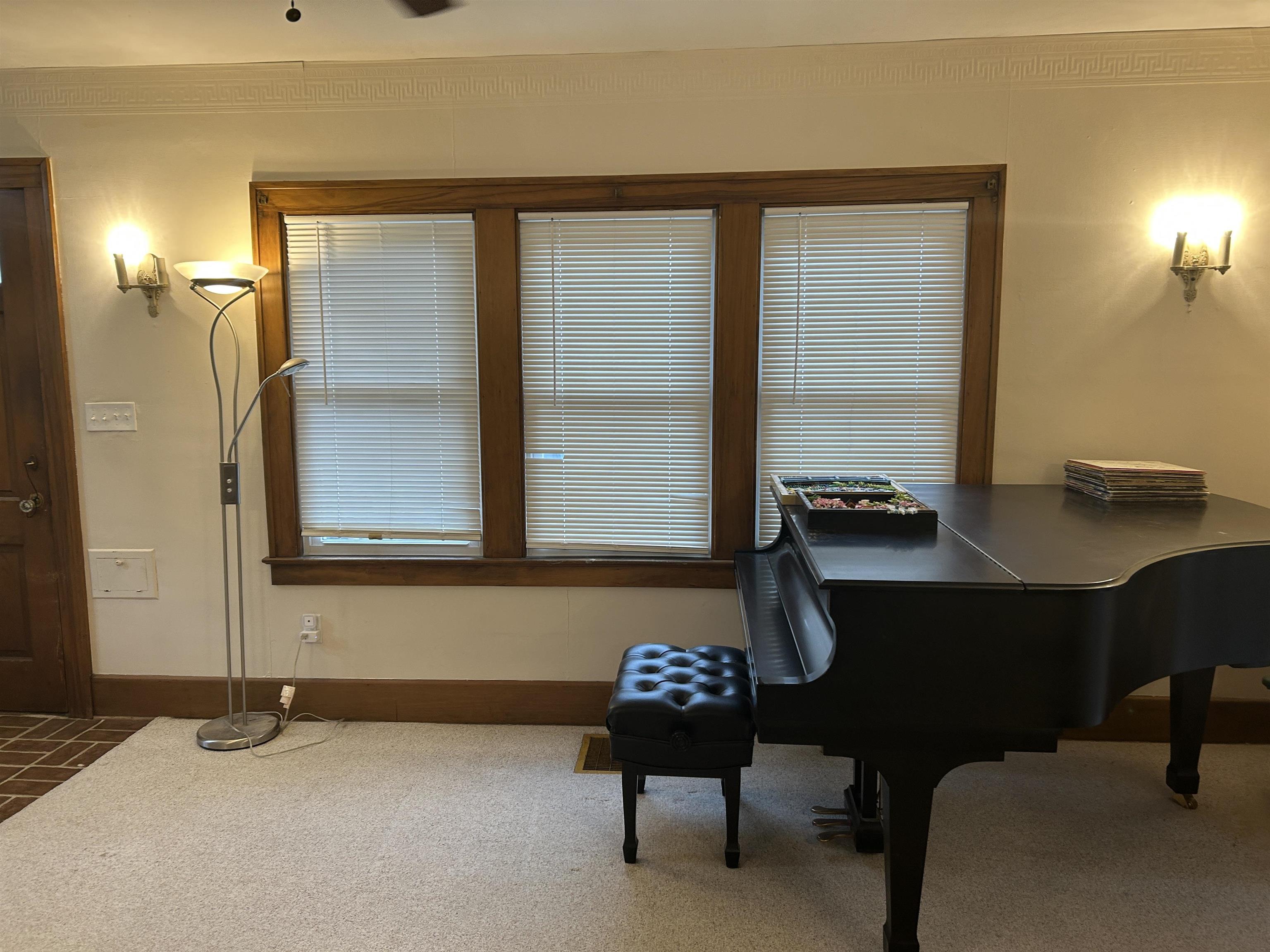 Photo 4 of Single family home for sale at 507 Marquette St, Durand, MI 48429 | MLS# 60050223707 | Listing updated on 2026-10-02